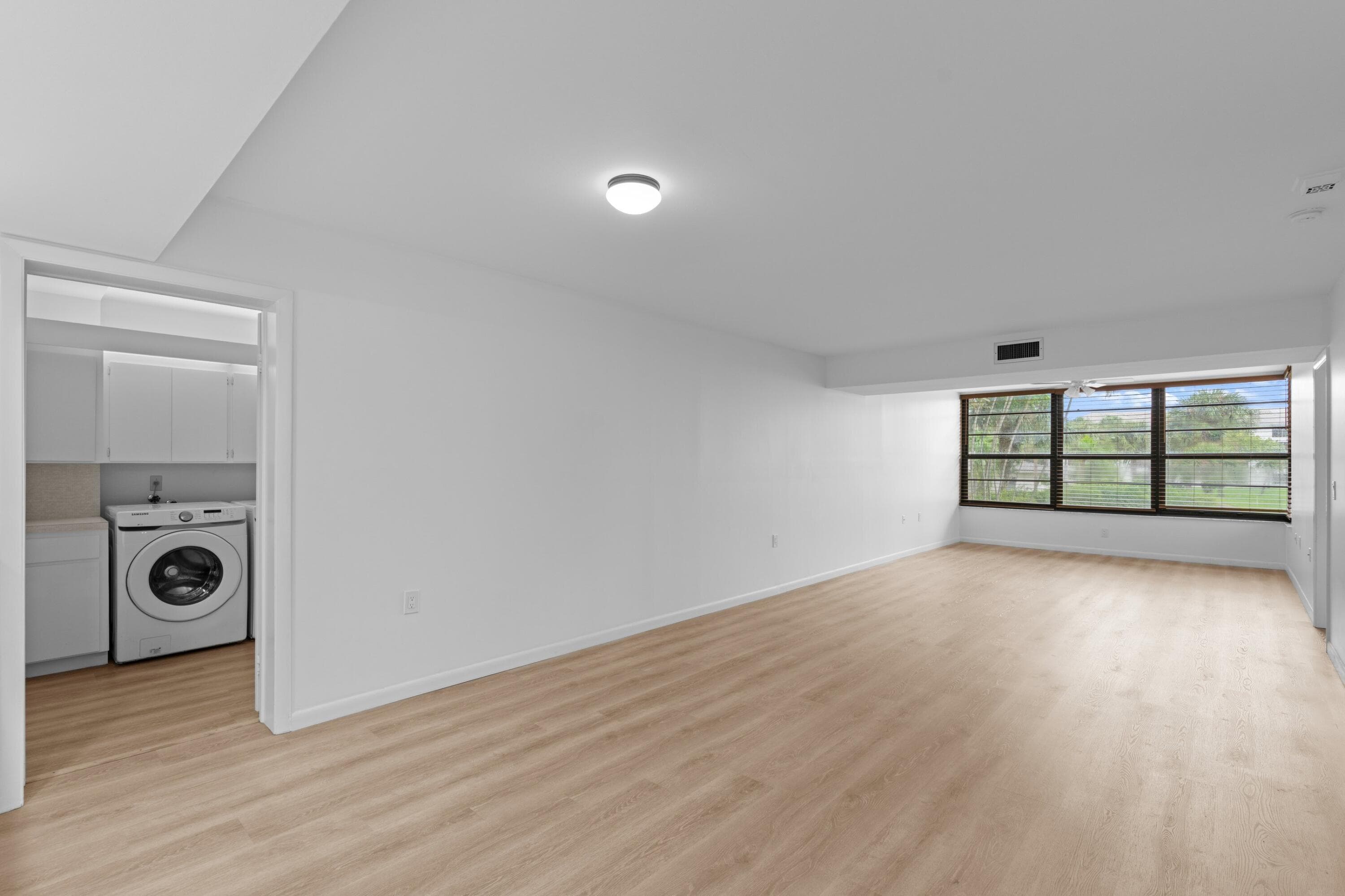 3650 Whitehall Drive 202, West Palm Beach, FL 33401 — photo 28 of 36