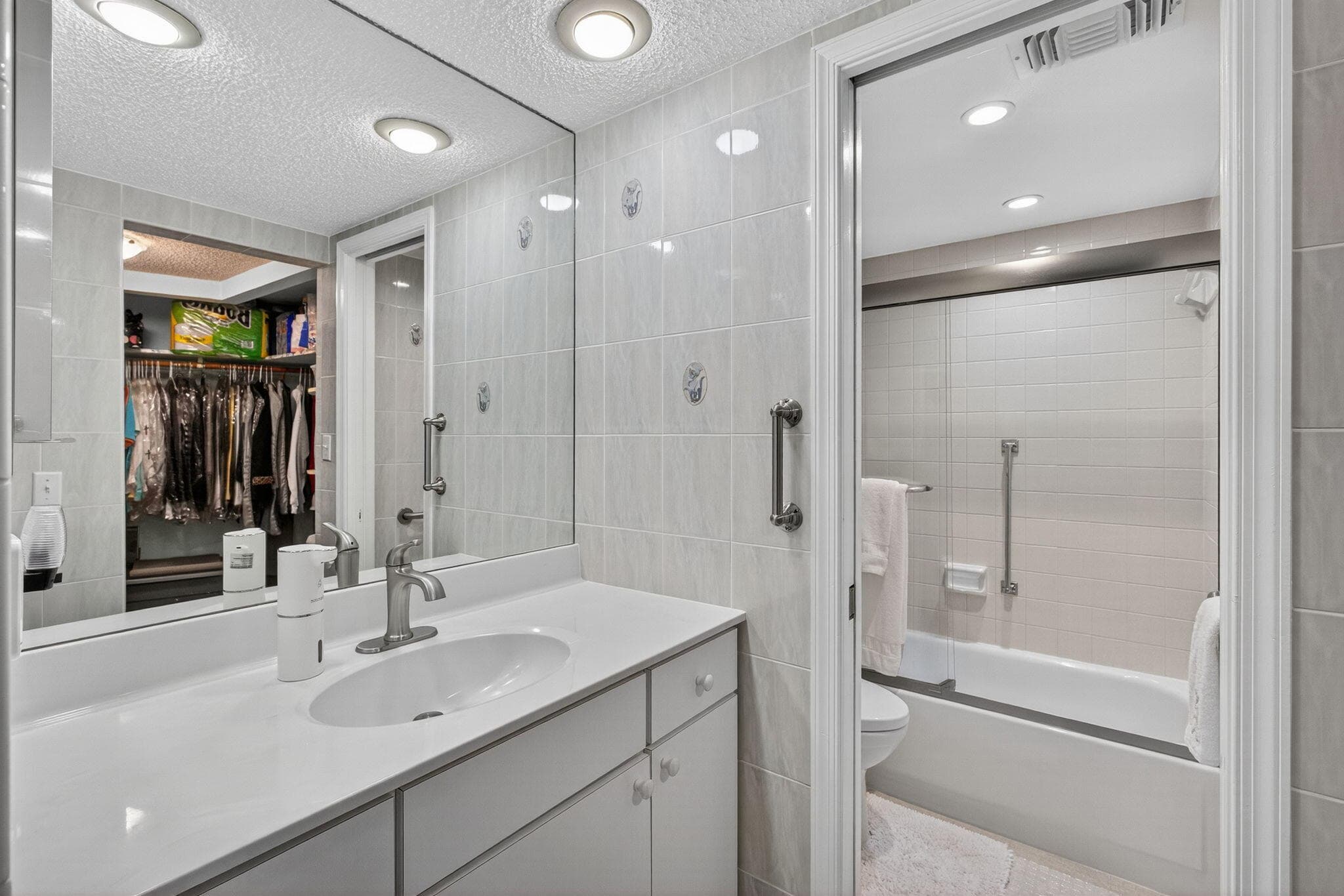 2800 N Ocean Drive B-12a, Singer Island, FL 33404 — photo 19 of 45