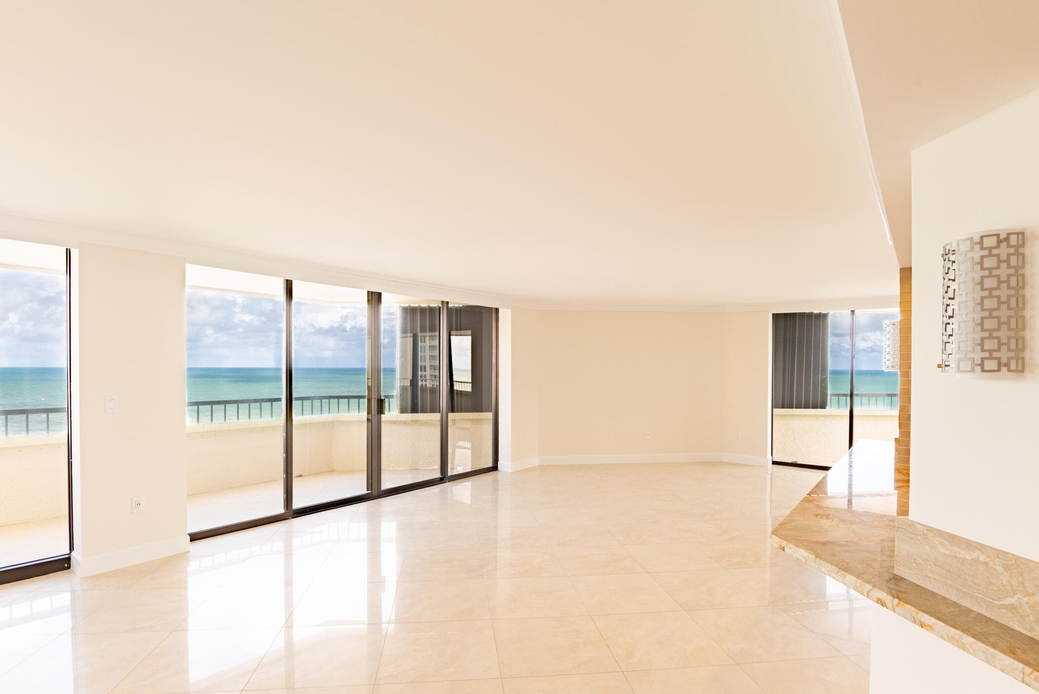 5070 N Ocean Drive 10a, Singer Island, FL 33404 — photo 6 of 39