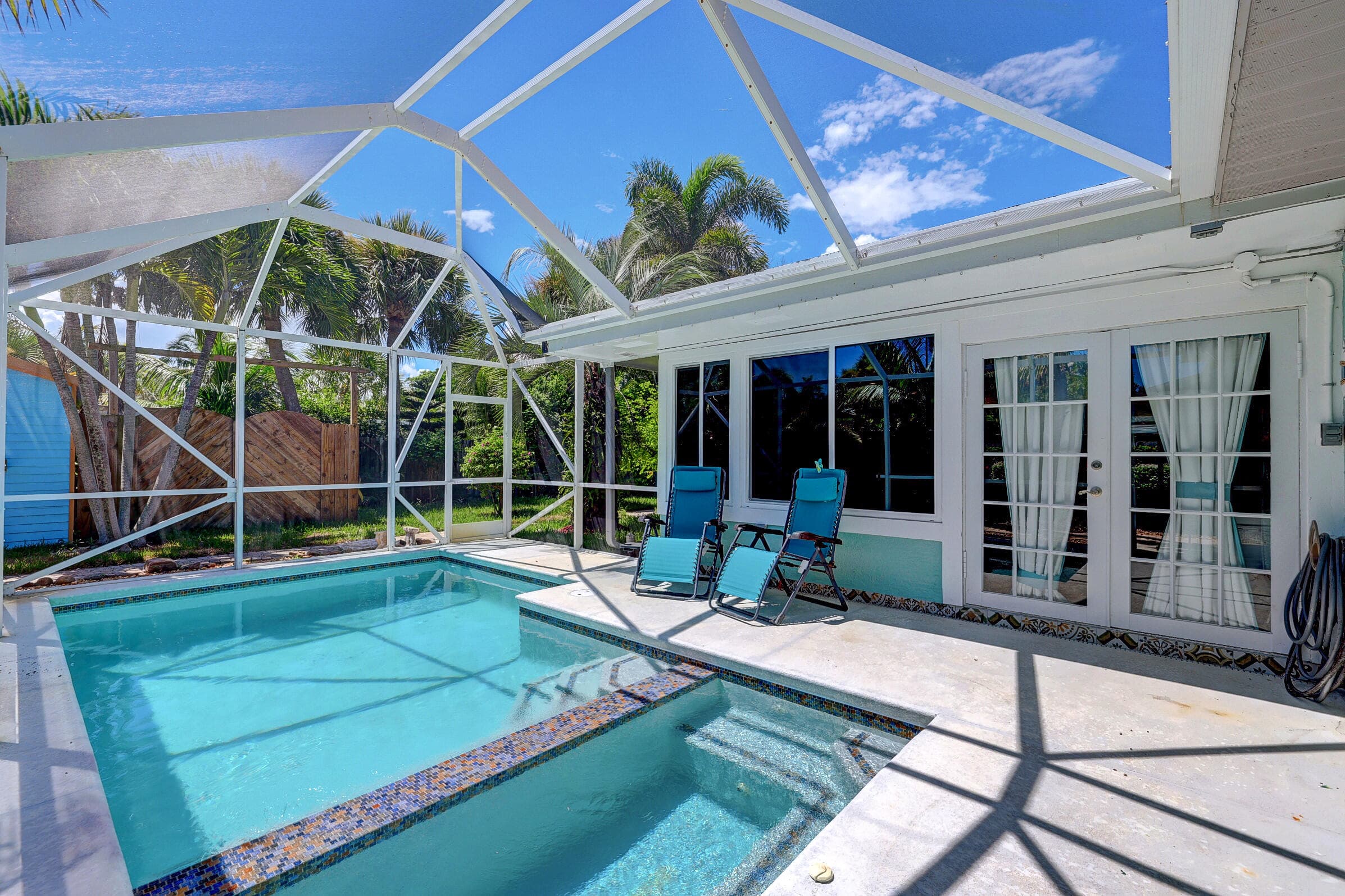 1927 Cypress Avenue, Fort Pierce, FL 34949 — photo 1 of 85