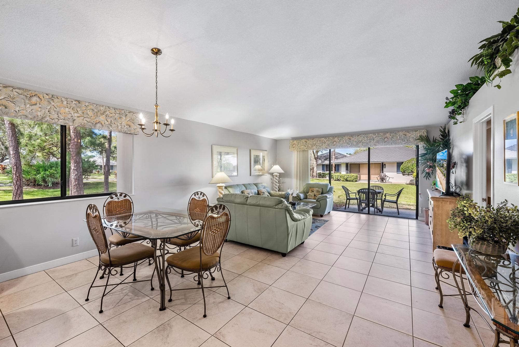 406 Club Drive, Palm Beach Gardens, FL 33418 — photo 13 of 31