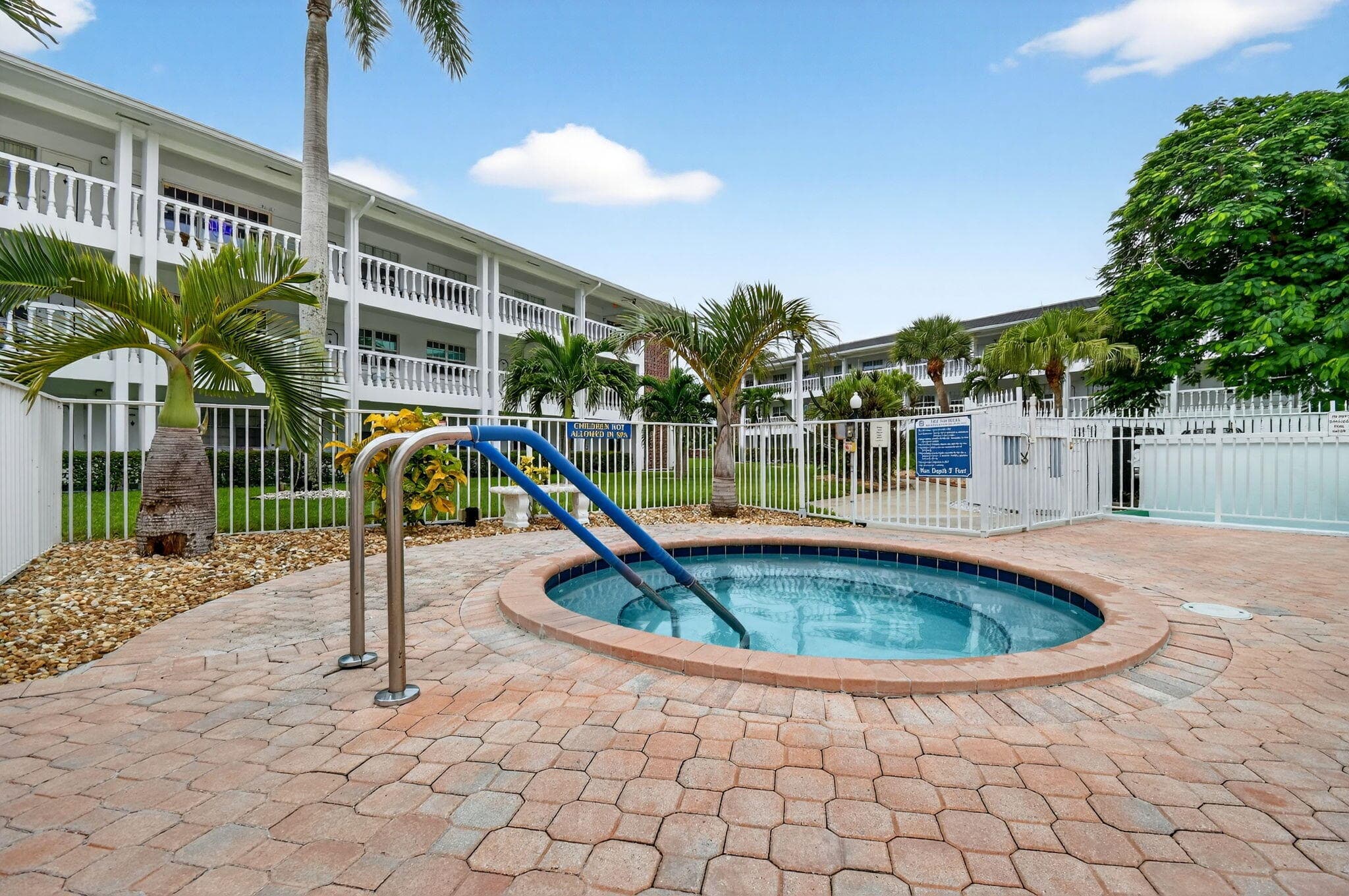 5203 NE 24th Terrace B-105, Fort Lauderdale, FL 33308 — photo 17 of 24