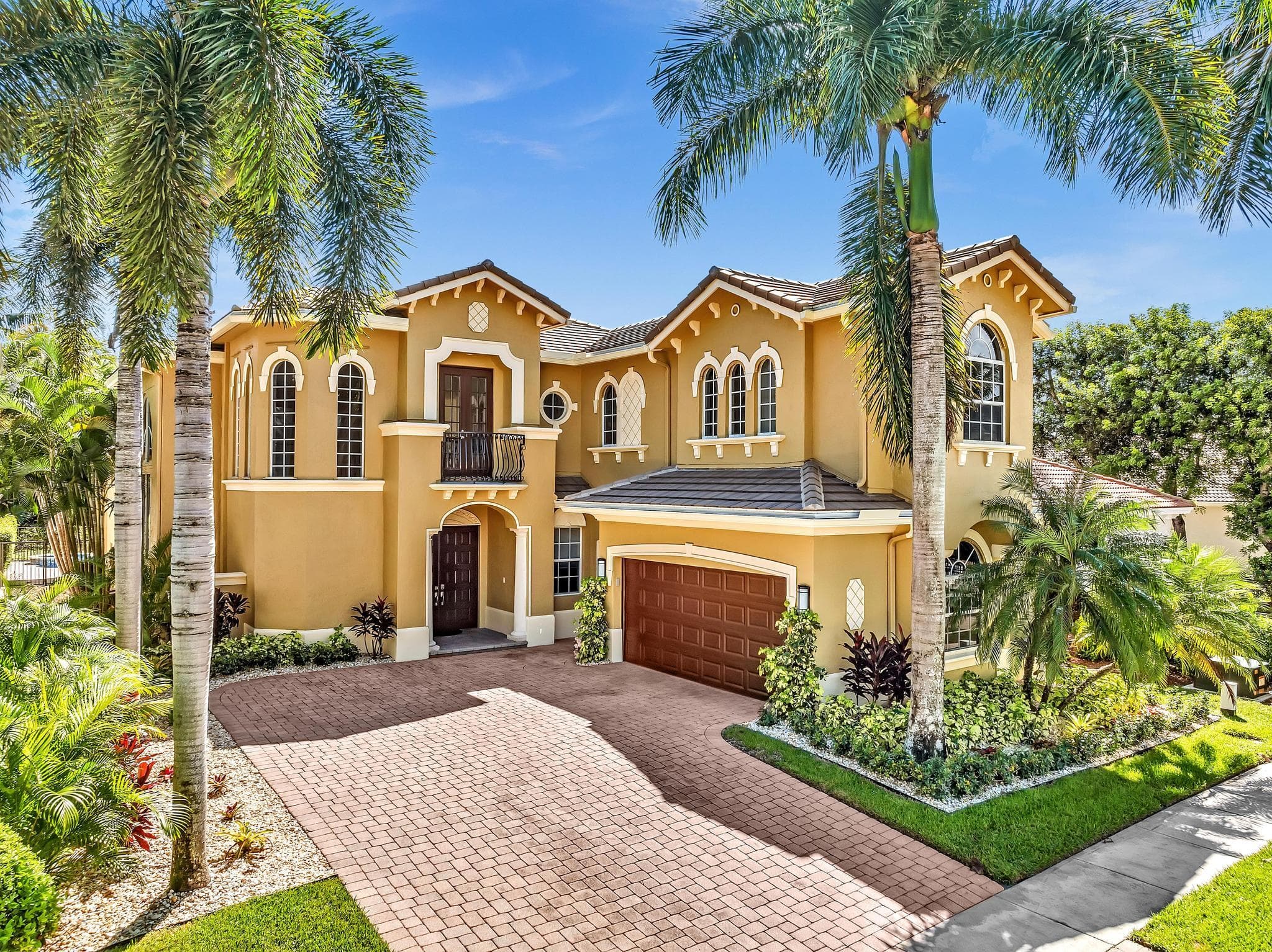 8126 Valhalla Drive, Delray Beach, FL 33446 — photo 2 of 121