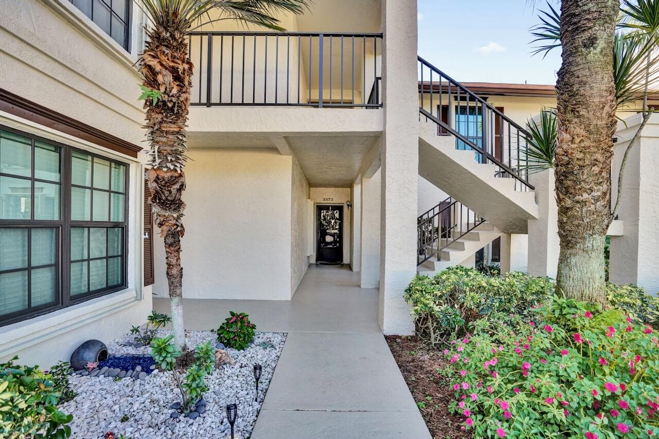 3373 Jog Park Drive, Greenacres, FL 33467 — photo 5 of 105