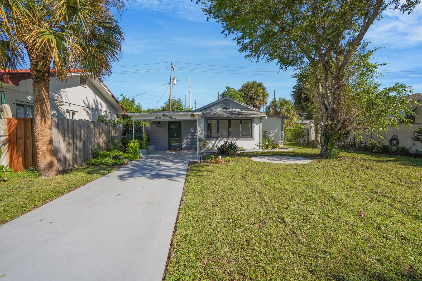 503 58th Street, West Palm Beach, FL 33407 — photo 2 of 36