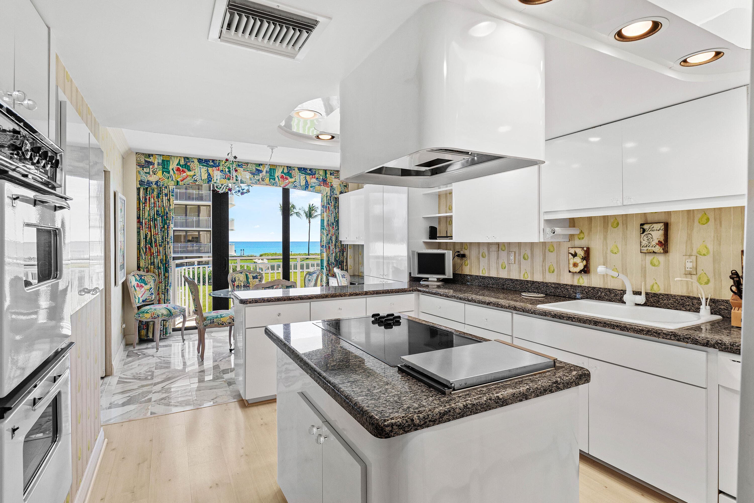 2580 S Ocean Boulevard 1c2, Palm Beach, FL 33480 — photo 7 of 26