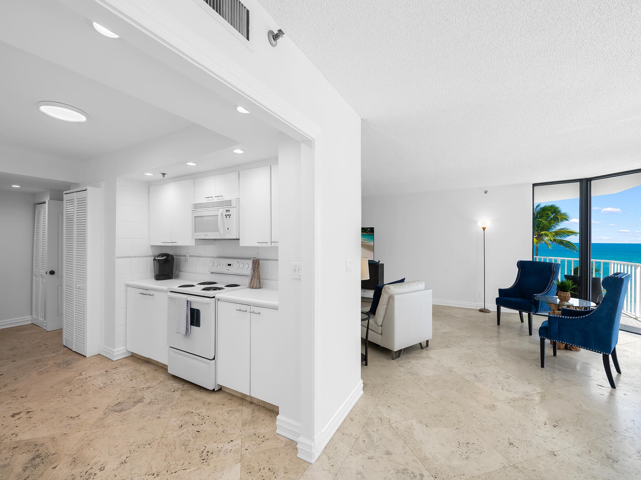 2917 S Ocean Boulevard 304, Highland Beach, FL 33487 — photo 9 of 40
