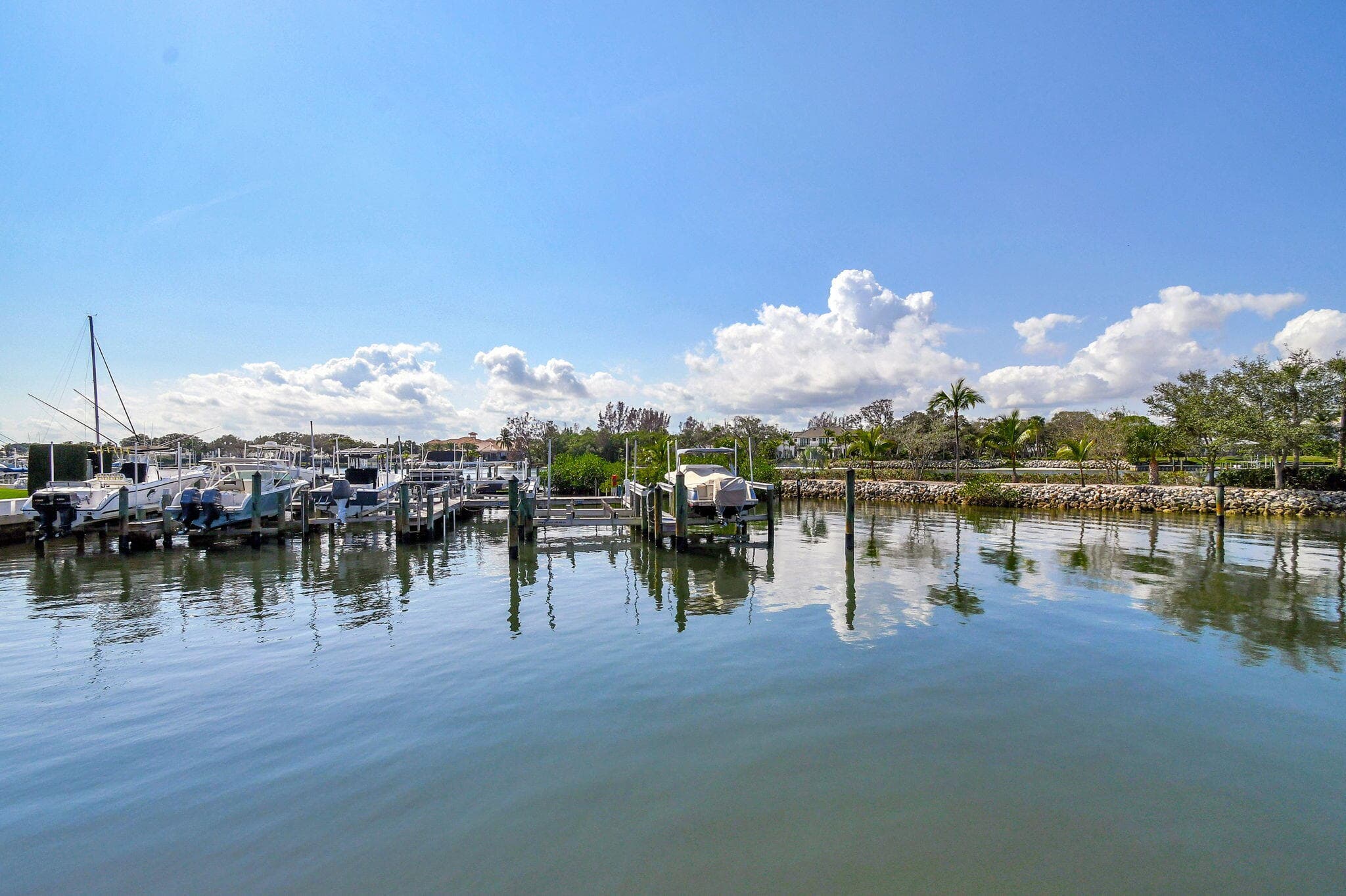 318 Oak Harbour Drive 318, Juno Beach, FL 33408 — photo 1 of 53