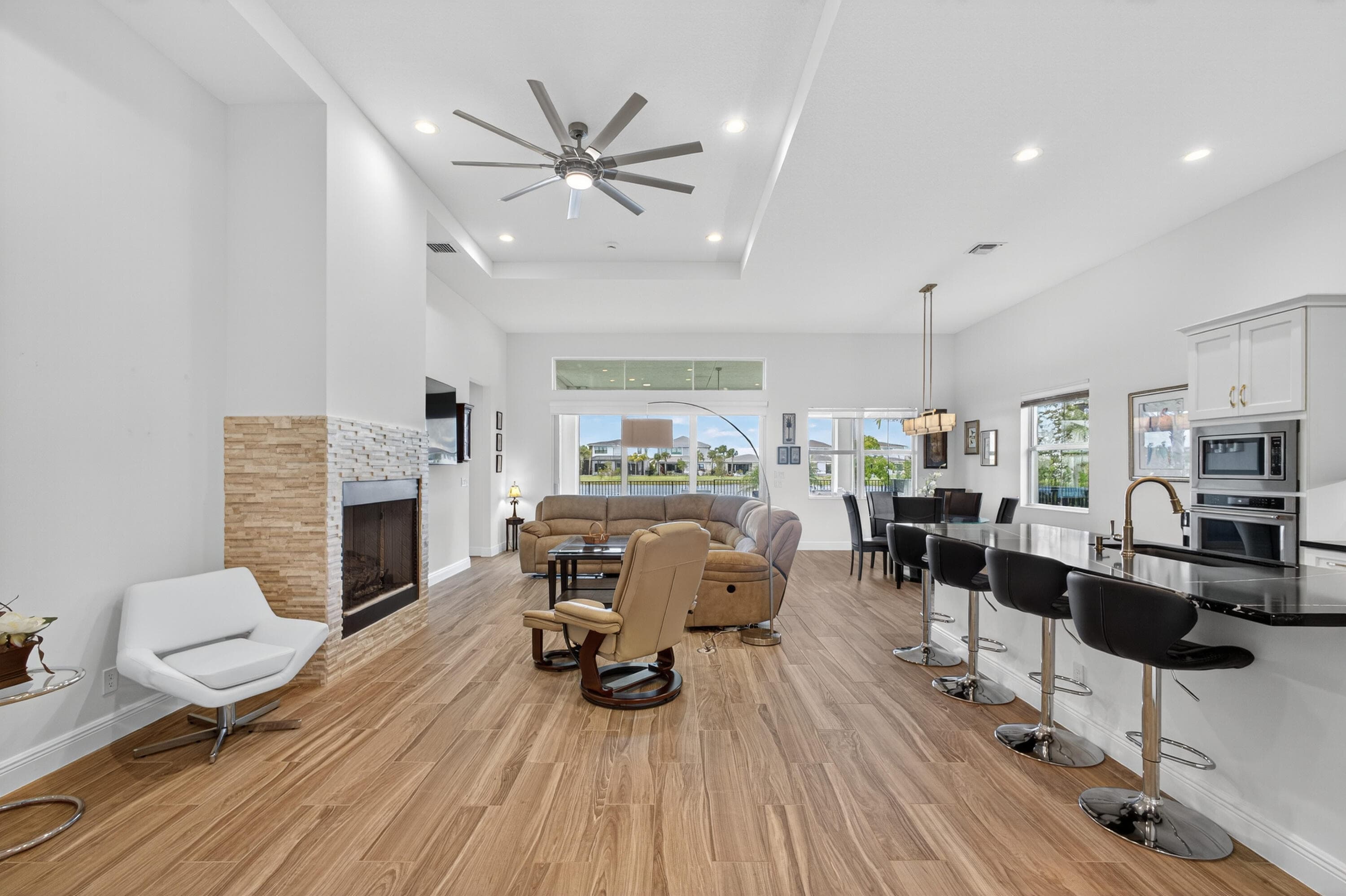 10033 Regency Way, Palm Beach Gardens, FL 33412 — photo 13 of 85