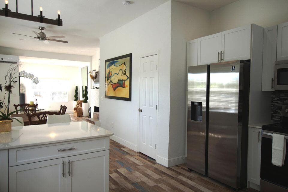 331 NW 1st Avenue, Boynton Beach, FL 33435 — photo 9 of 36