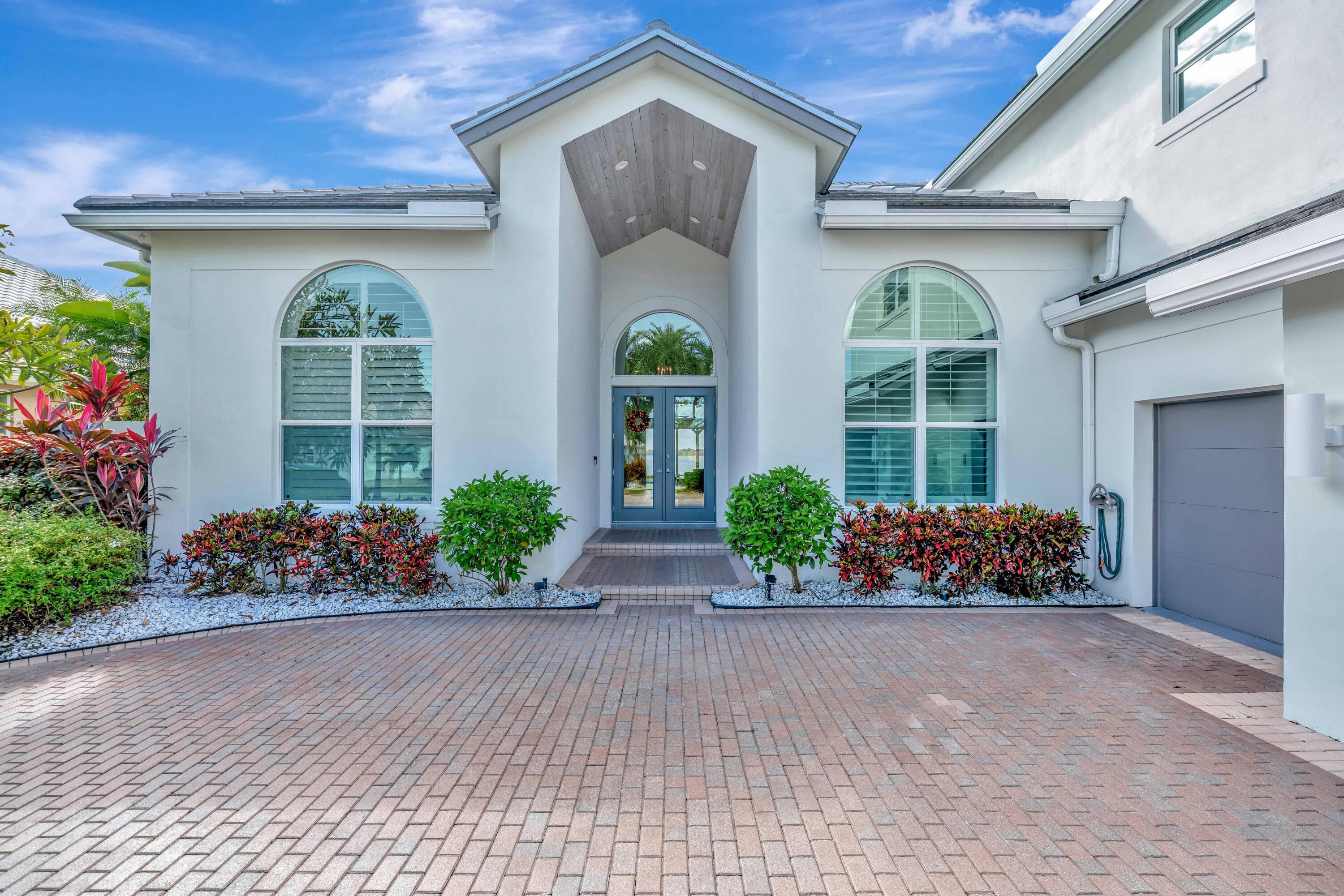 3225 SE Braemar Way, Port St. Lucie, FL 34952 — photo 3 of 92