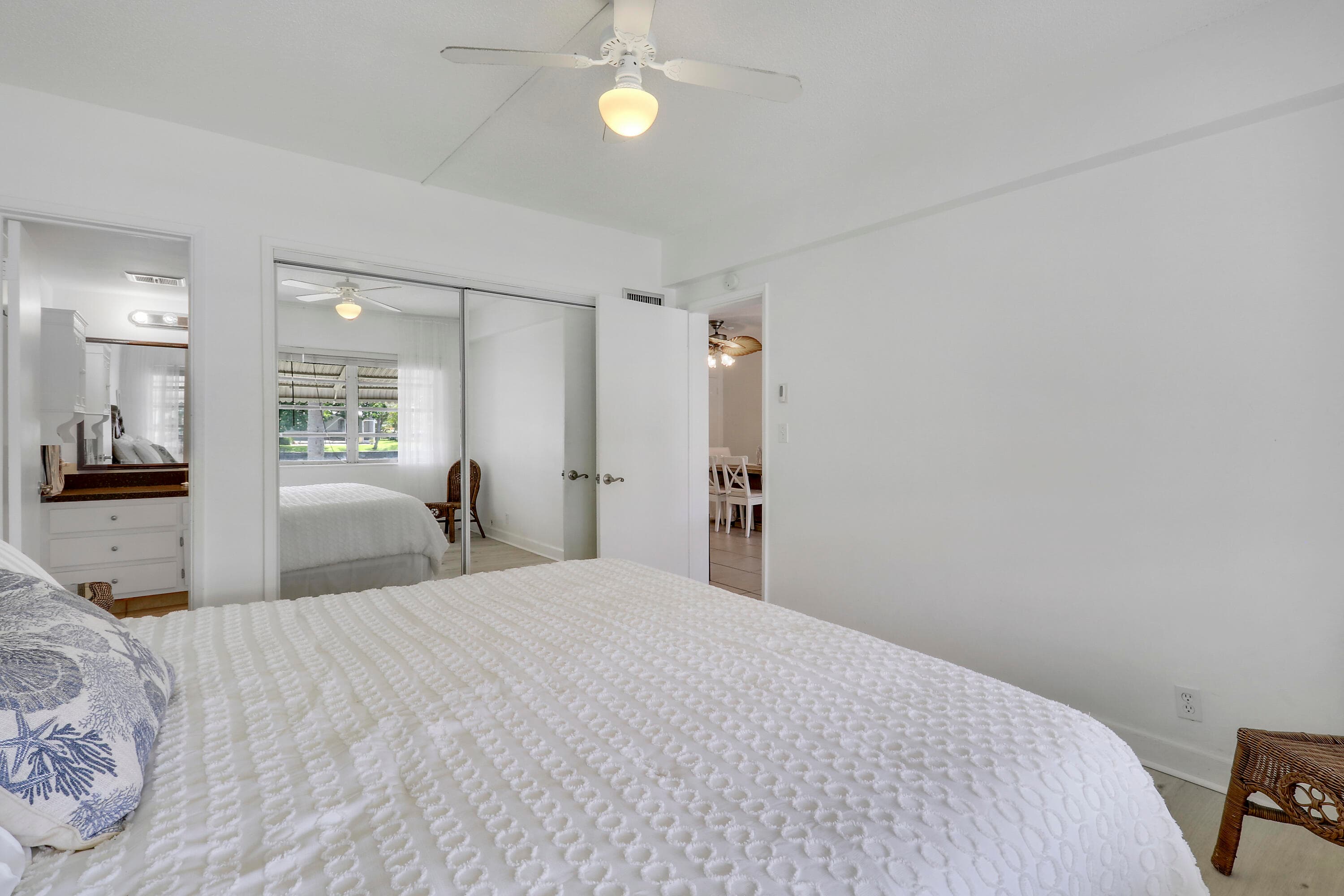 298 SE 6th Avenue 6, Pompano Beach, FL 33060 — photo 13 of 36