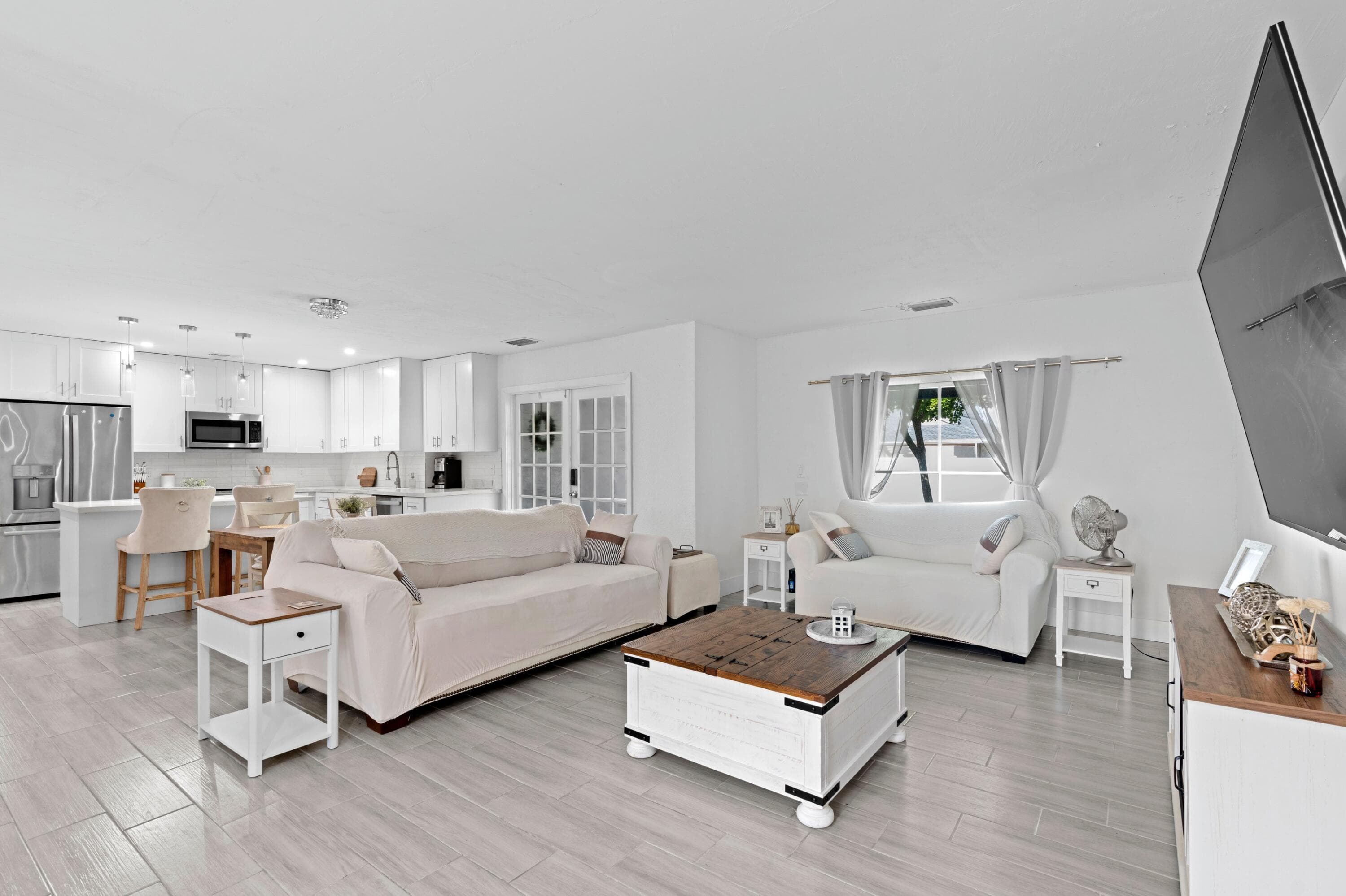 5285 Sunrise Boulevard, Delray Beach, FL 33484 — photo 7 of 48