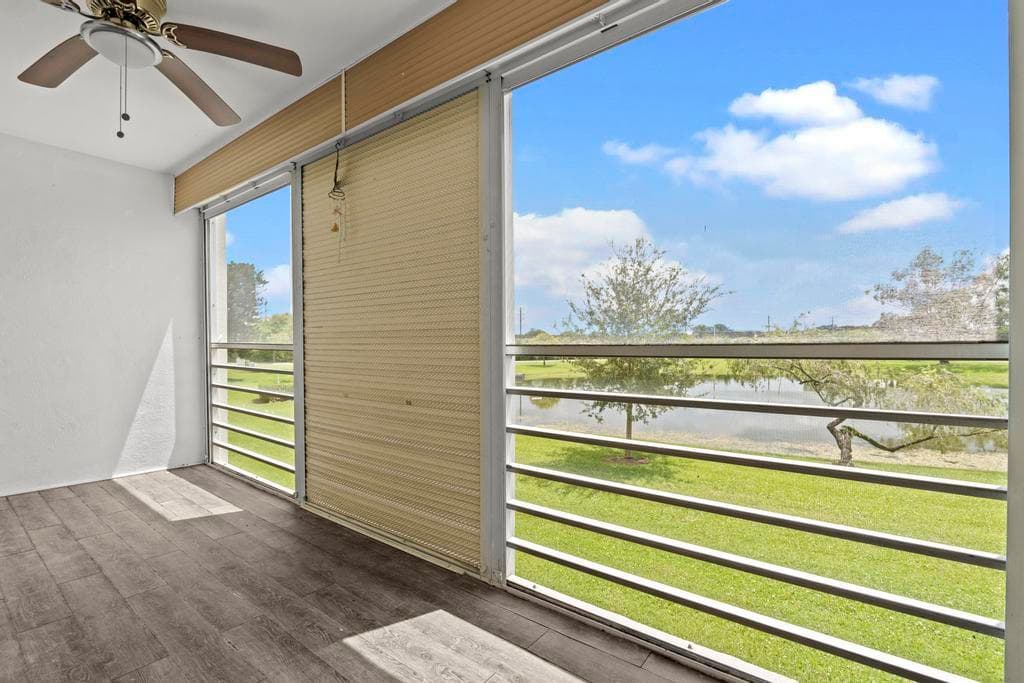 2044 Hythe C, Boca Raton, FL 33434 — photo 16 of 36