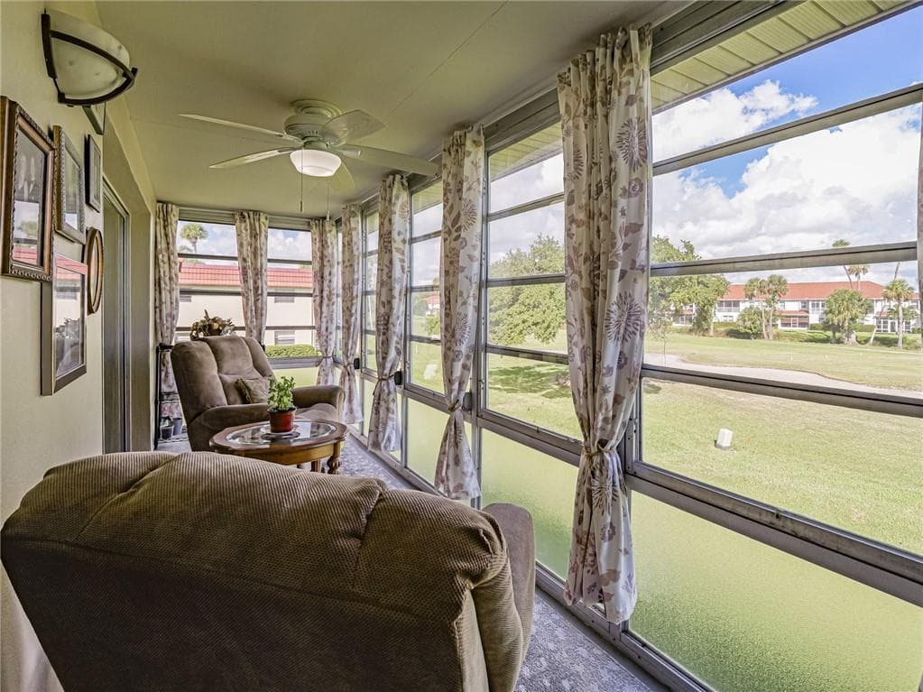 1 Vista Palm Lane 207, Vero Beach, FL 32962 — photo 10 of 36