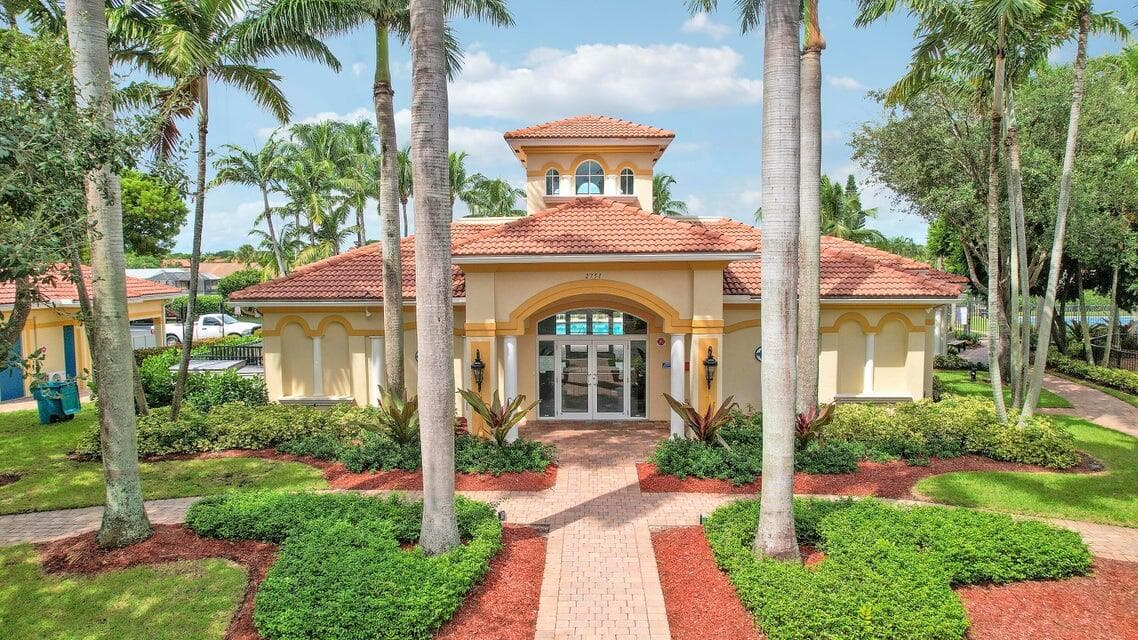2850 S Oasis Drive, Boynton Beach, FL 33426 — photo 43 of 52