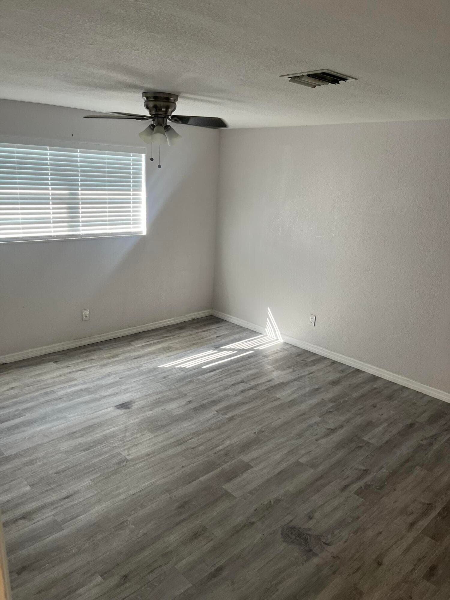 5706 Candlewood Street, Mangonia Park, FL 33407 — photo 4 of 13