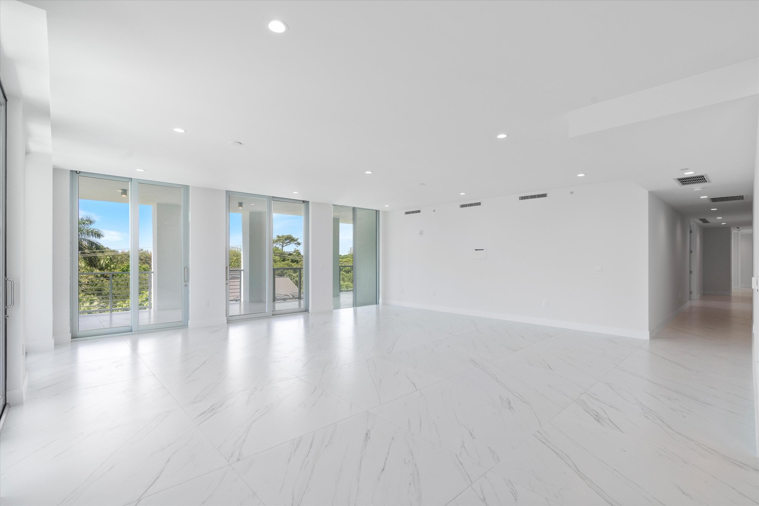 495 E Royal Palm Road 402, Boca Raton, FL 33432 — photo 5 of 72