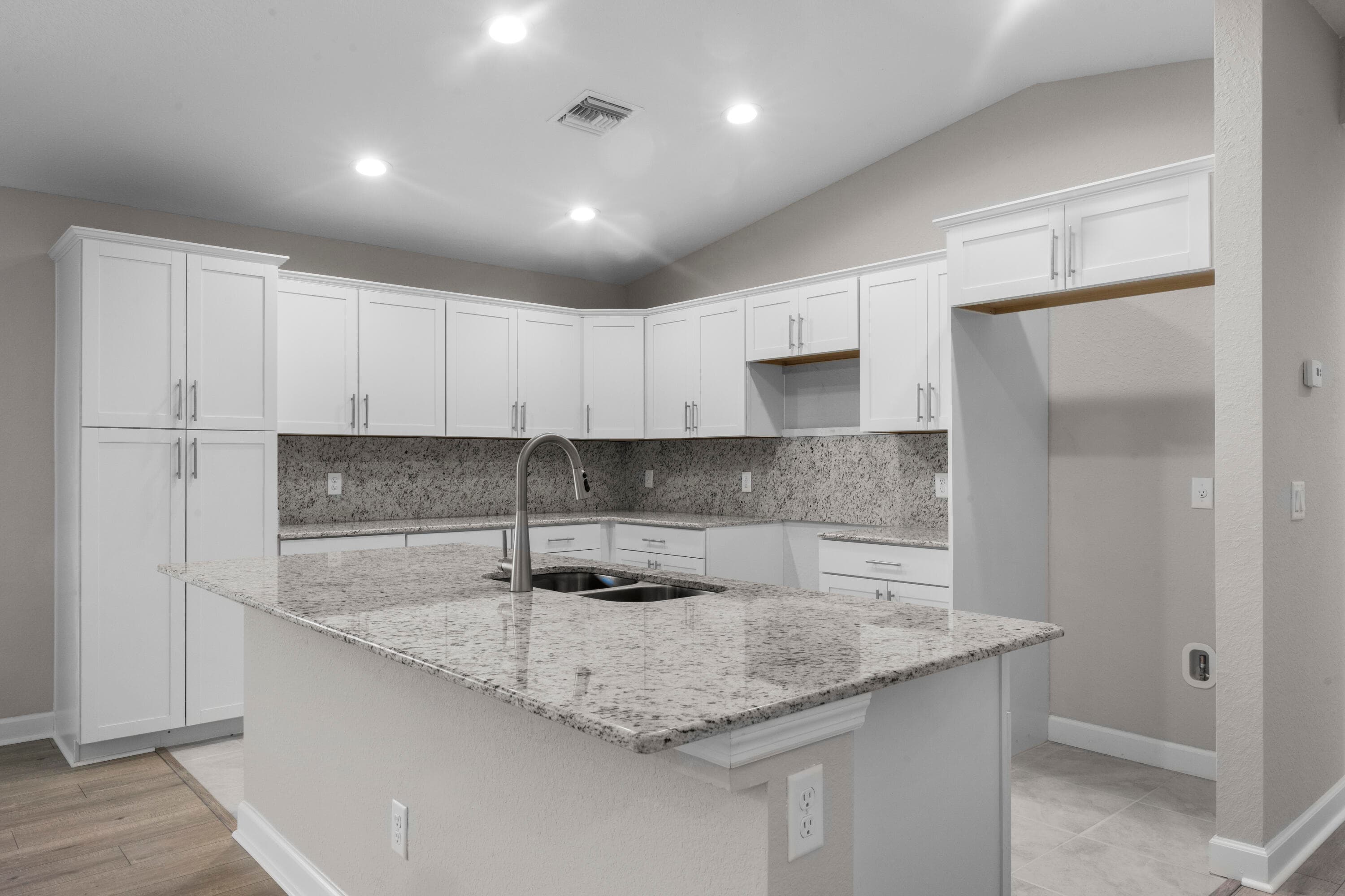 14064 Dalia Avenue, Fort Pierce, FL 34951 — photo 5 of 15