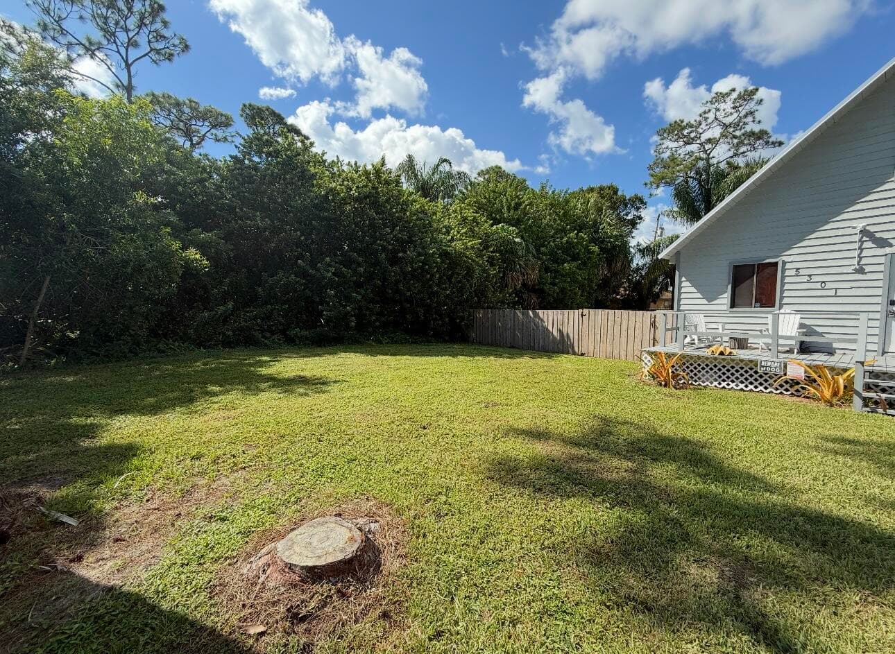 5301 Sunset Boulevard, Fort Pierce, FL 34982 — photo 4 of 57