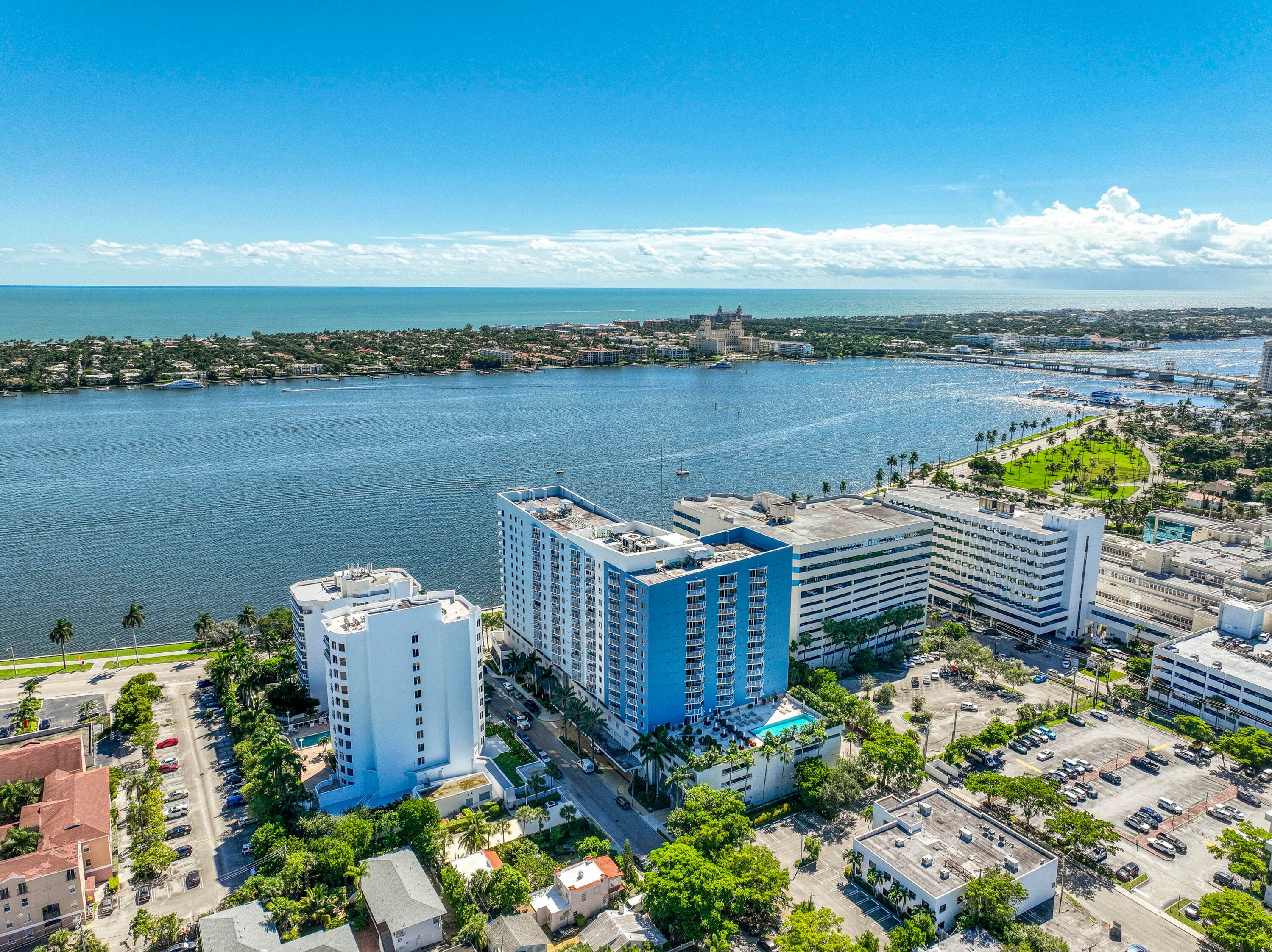 1551 N Flagler Drive Ph8, West Palm Beach, FL 33401 — photo 7 of 40