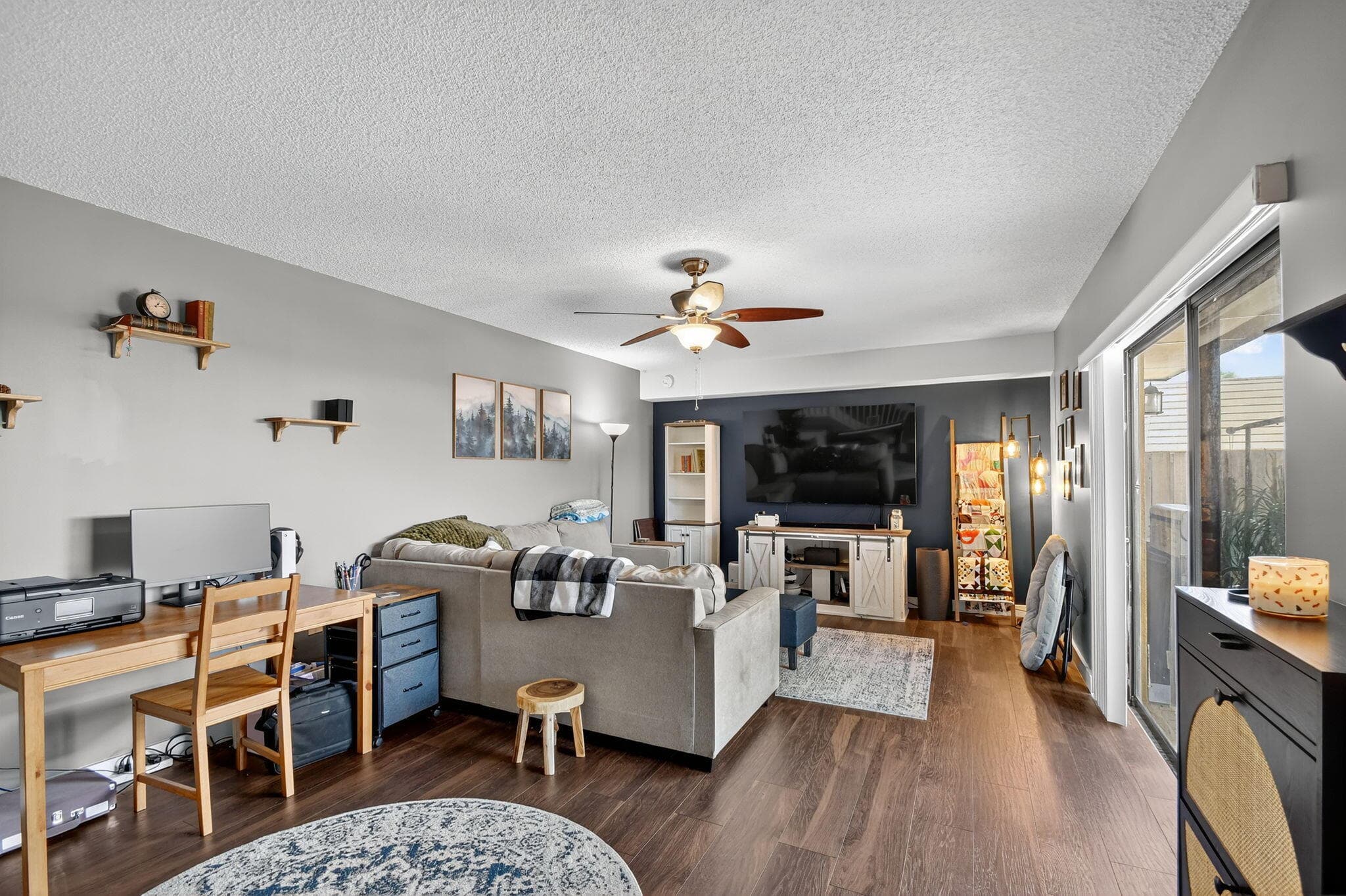 2409 24th Way, West Palm Beach, FL 33407 — photo 5 of 57
