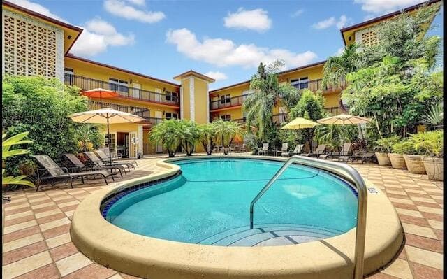 744 NE 14th Avenue 12, Fort Lauderdale, FL 33304 — photo 18 of 22