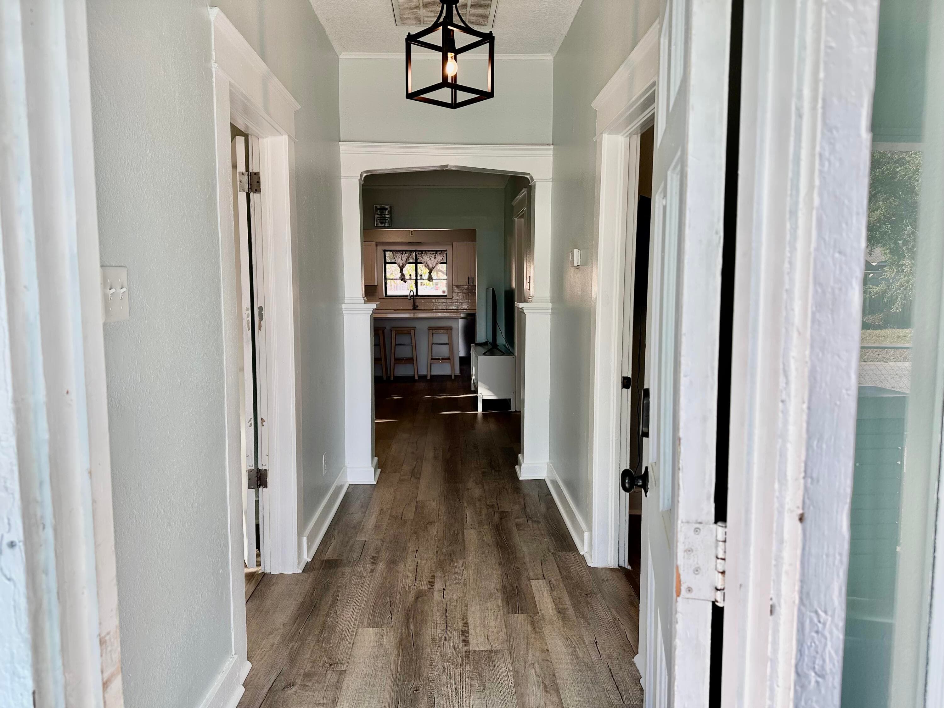 1504 E 33rd Avenue, Tampa, FL 33610 — photo 7 of 33