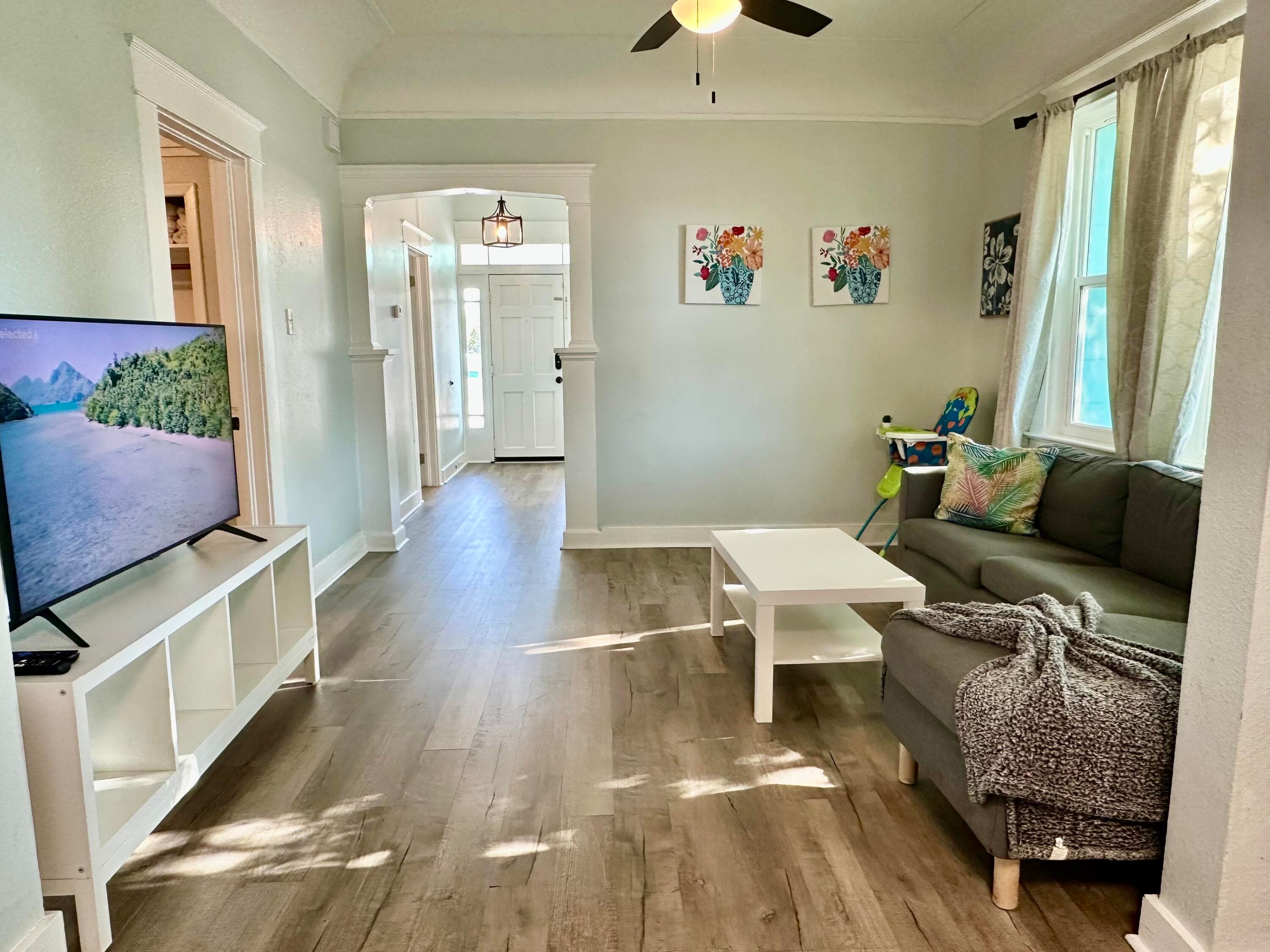 1504 E 33rd Avenue, Tampa, FL 33610 — photo 15 of 33