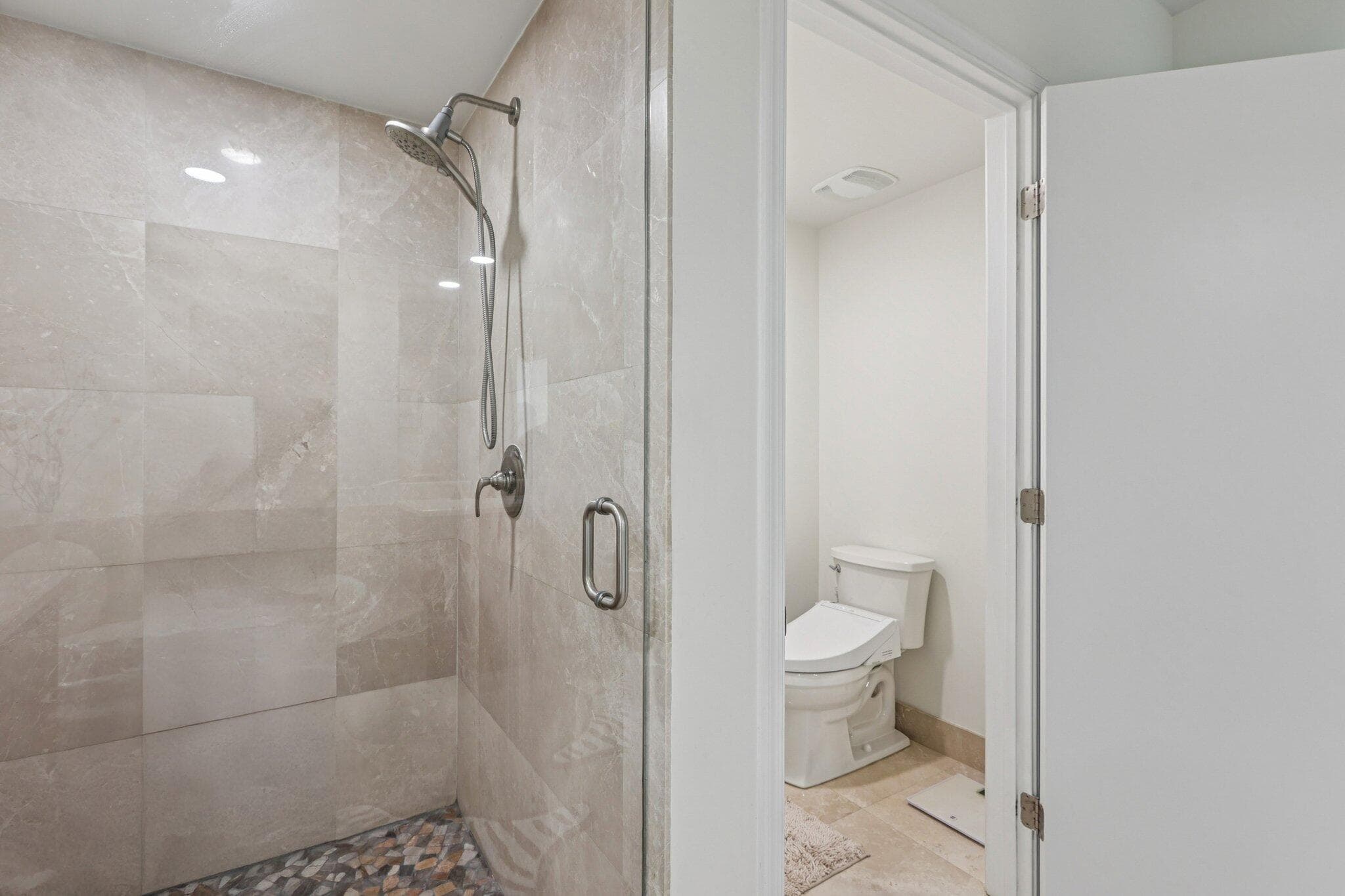 2640 Lake Shore Drive 2312, Riviera Beach, FL 33404 — photo 37 of 61