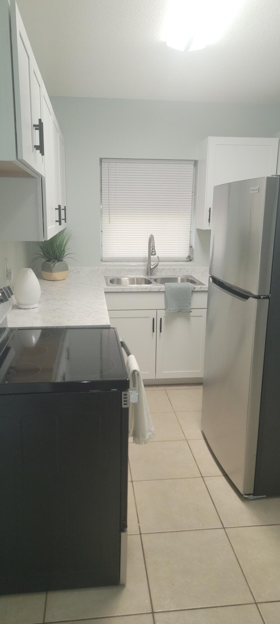 1806 22nd Avenue, Vero Beach, FL 32960 — photo 3 of 8