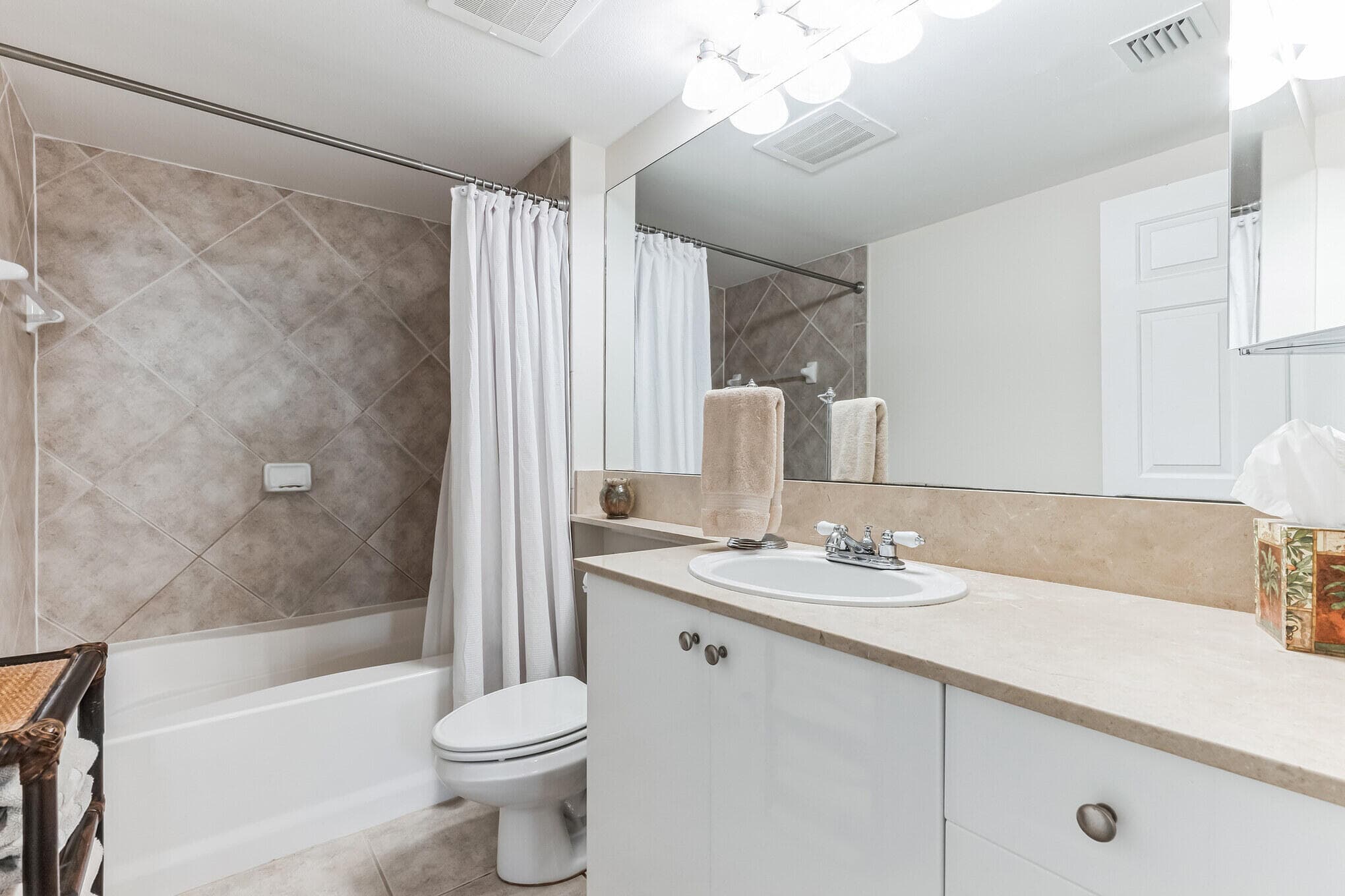 700 E Boynton Beach Boulevard 511, Boynton Beach, FL 33435 — photo 5 of 37