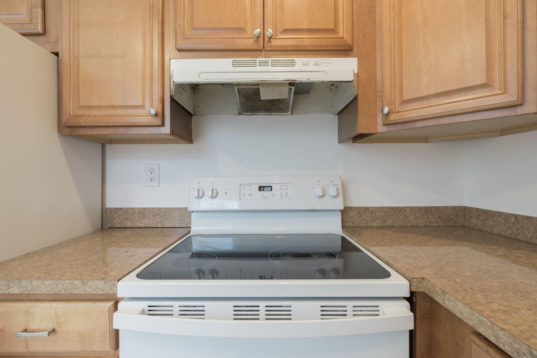 902 Normandy S, Delray Beach, FL 33484 — photo 18 of 54