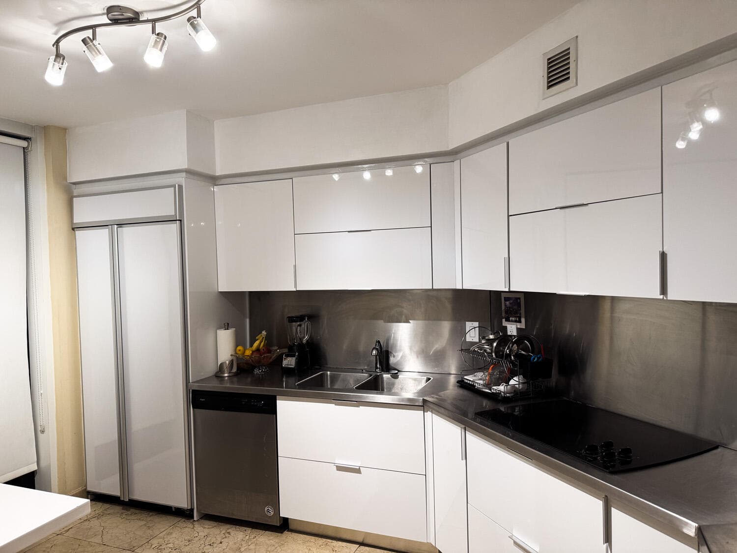 18911 Collins Avenue 506 On 5th Floor, Sunny Isles Beach, FL 33160 — photo 29 of 88