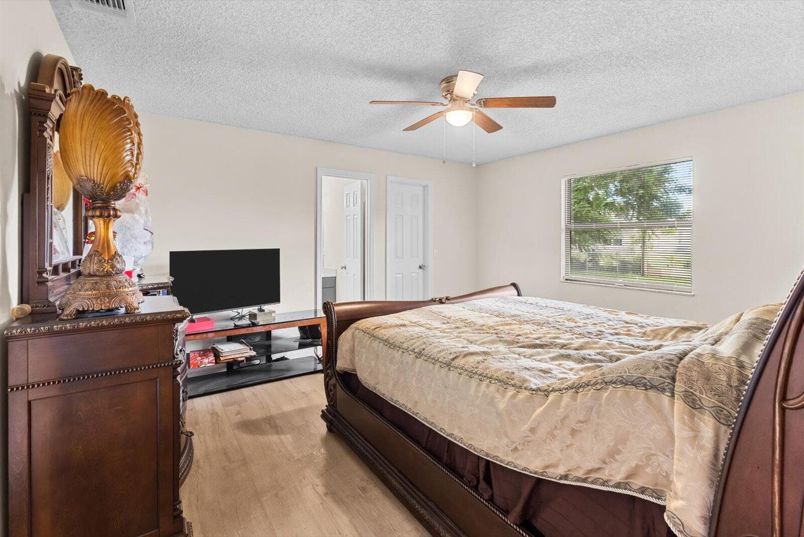 1825 SW Cameo Boulevard, Port St. Lucie, FL 34953 — photo 10 of 28