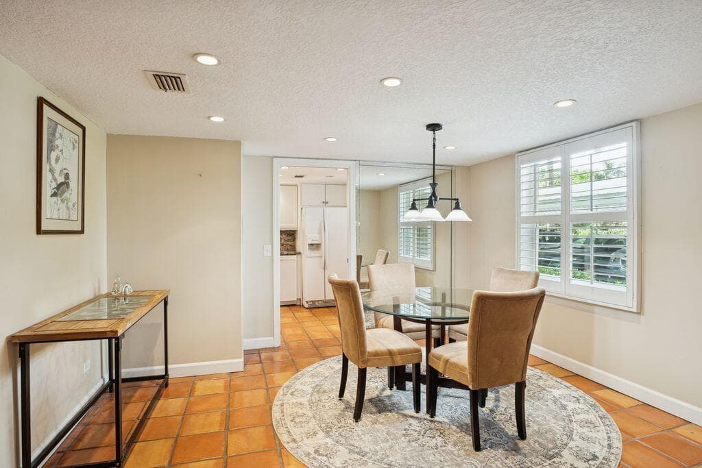 1 Harbourside Drive 1103, Delray Beach, FL 33483 — photo 25 of 40