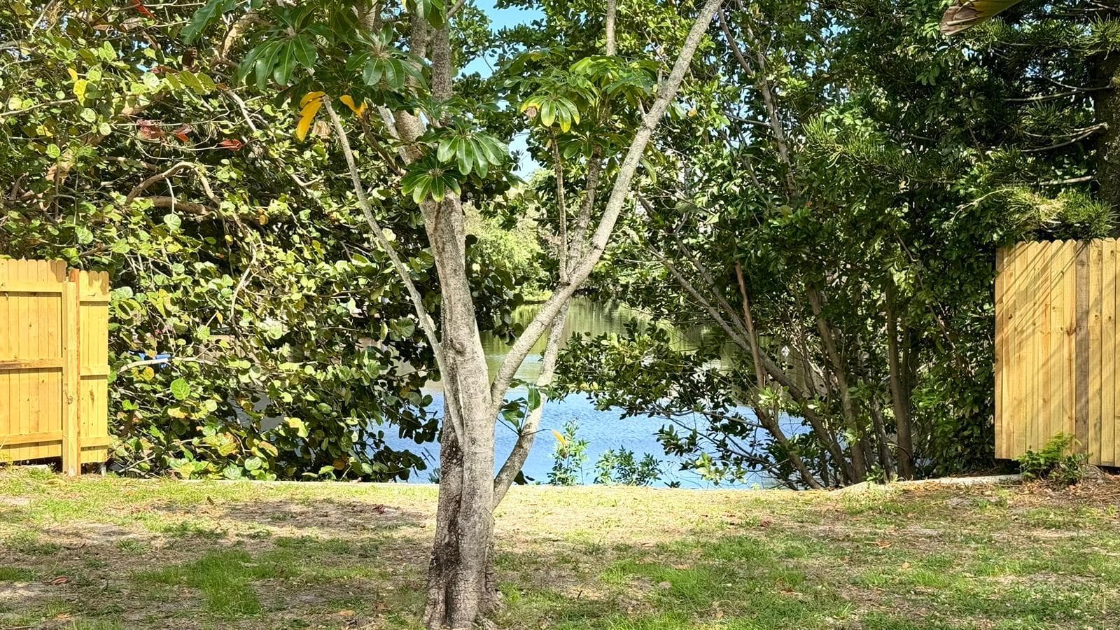 2008 NW 10th Avenue, Fort Lauderdale, FL 33311 — photo 10 of 10