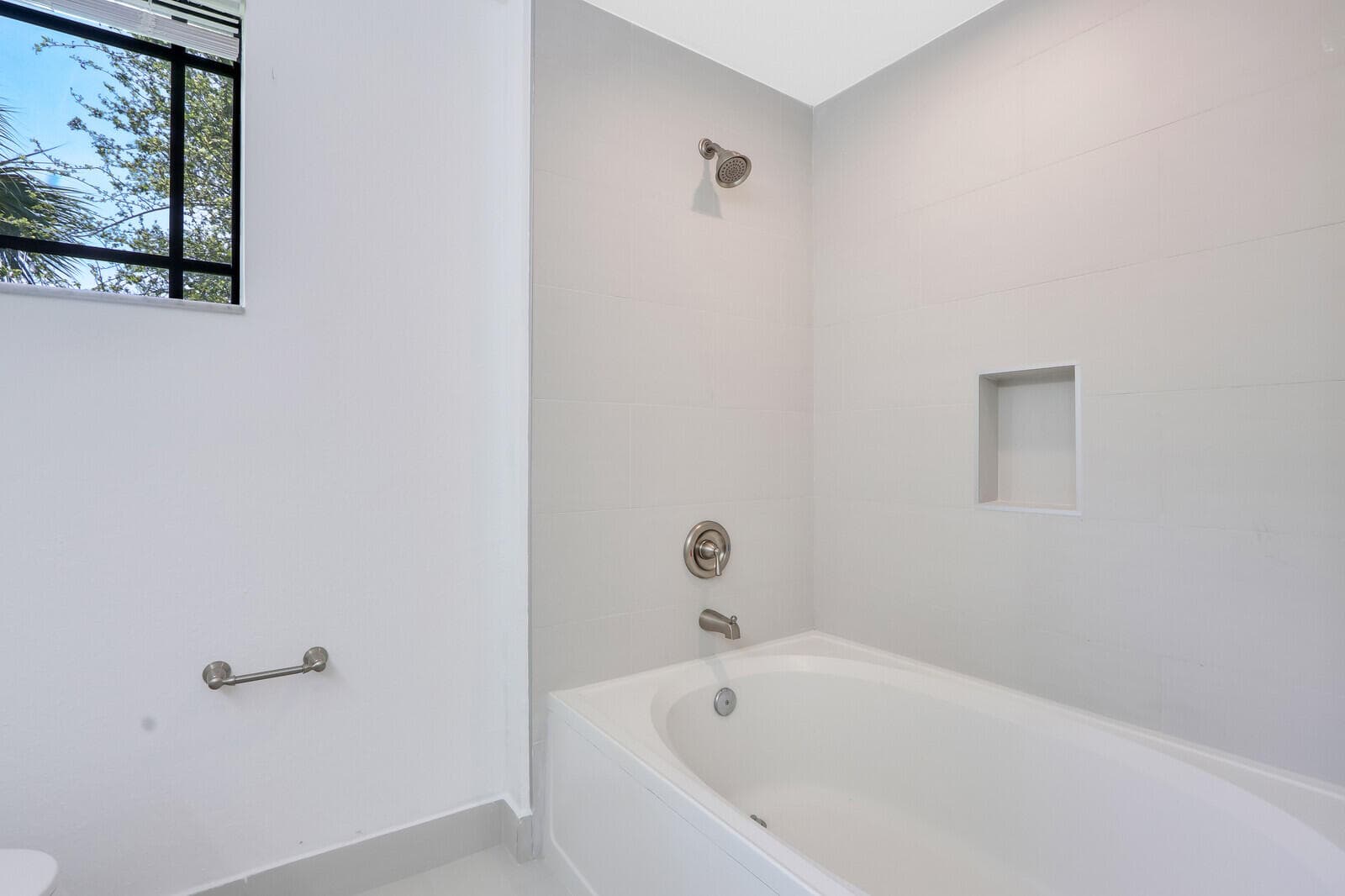 3023 Alcazar Place 203, Palm Beach Gardens, FL 33410 — photo 9 of 14