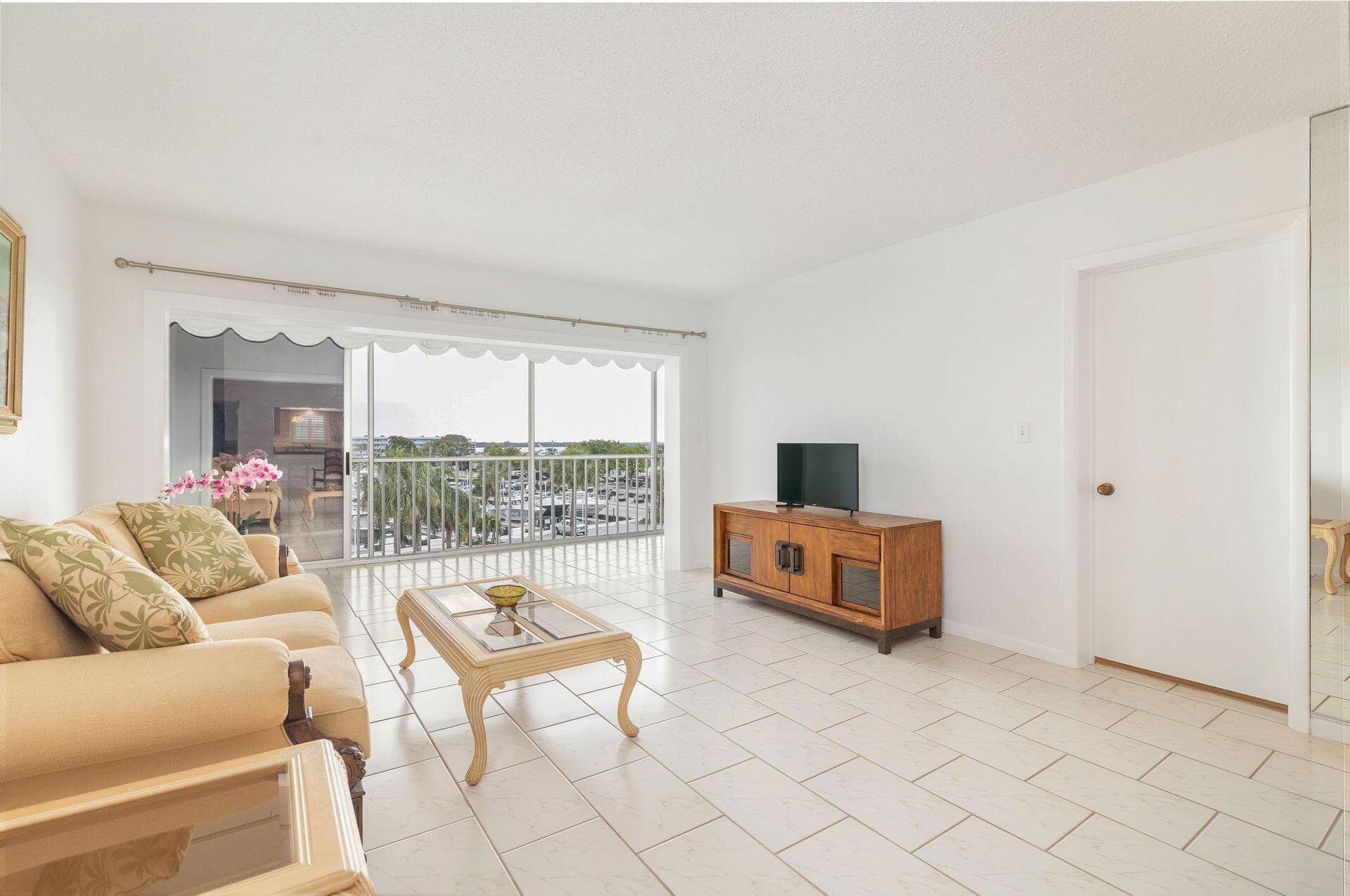 907 Marina Drive 402, North Palm Beach, FL 33408 — photo 10 of 49