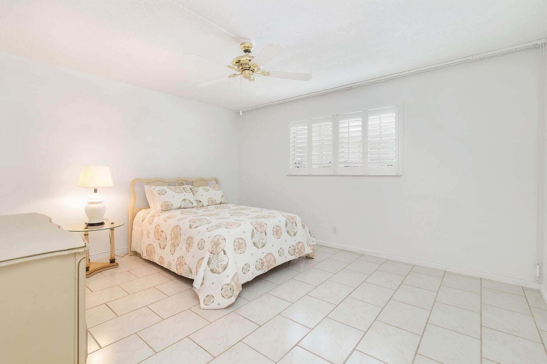 907 Marina Drive 402, North Palm Beach, FL 33408 — photo 16 of 49