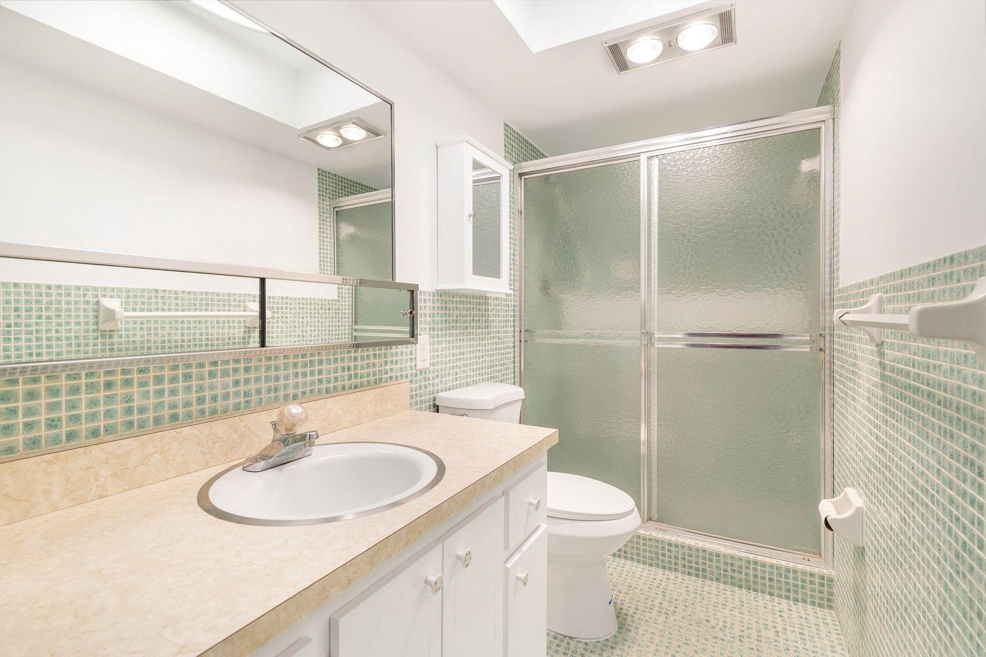 907 Marina Drive 402, North Palm Beach, FL 33408 — photo 18 of 49