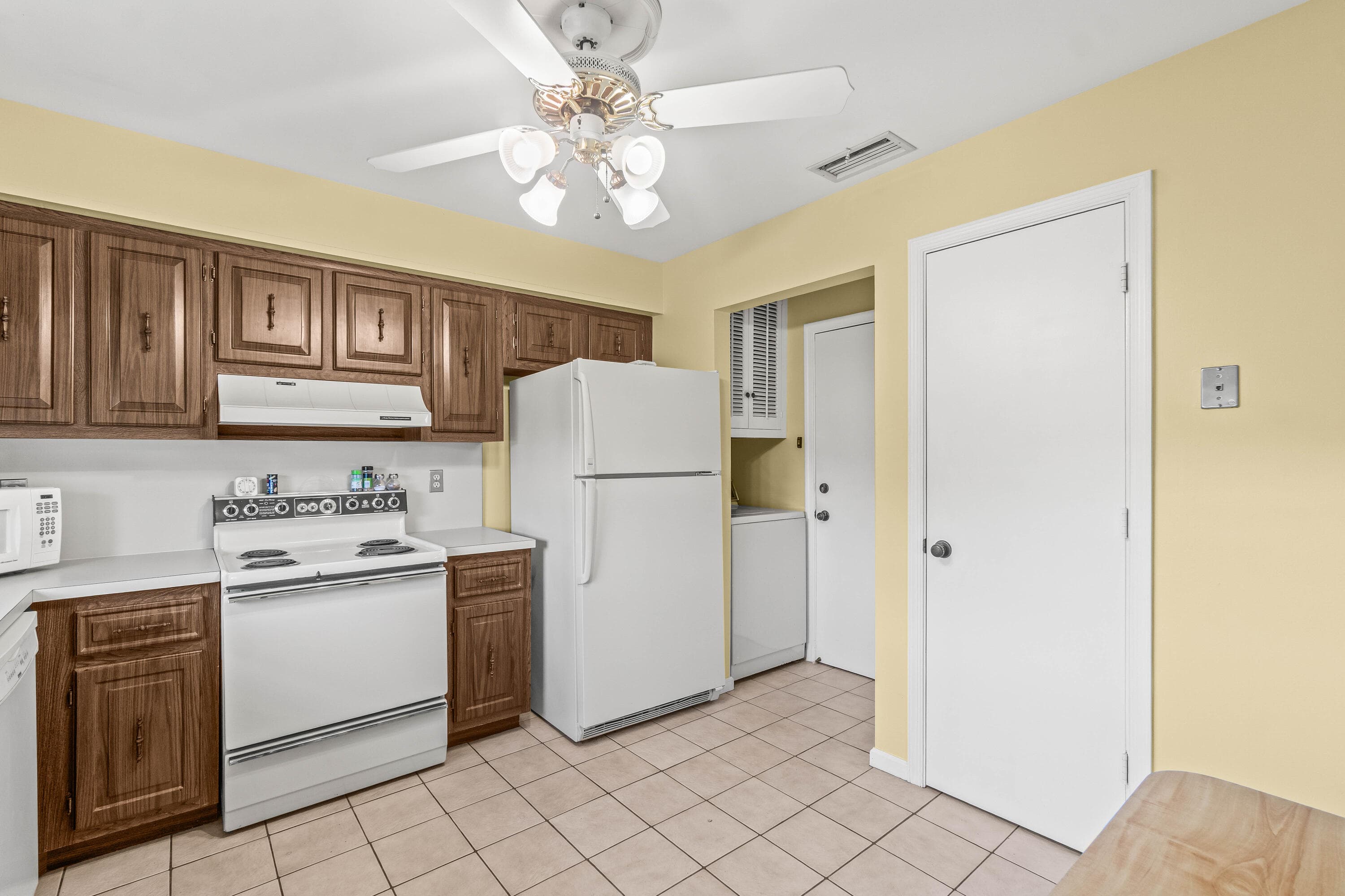 4868 Hawkwood Road A, Boynton Beach, FL 33436 — photo 11 of 27