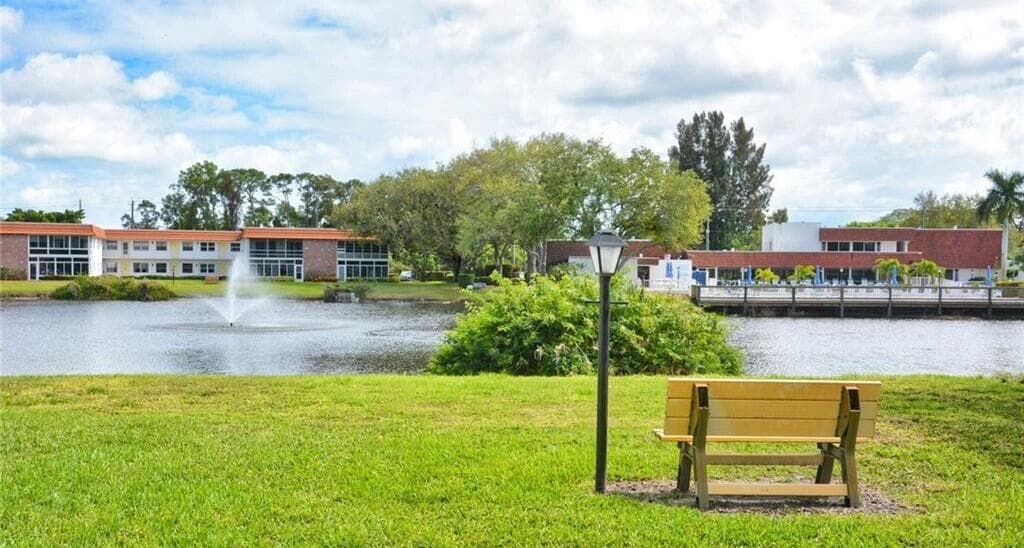 1225 NW 21st Street 3-311, Stuart, FL 34994 — photo 4 of 37