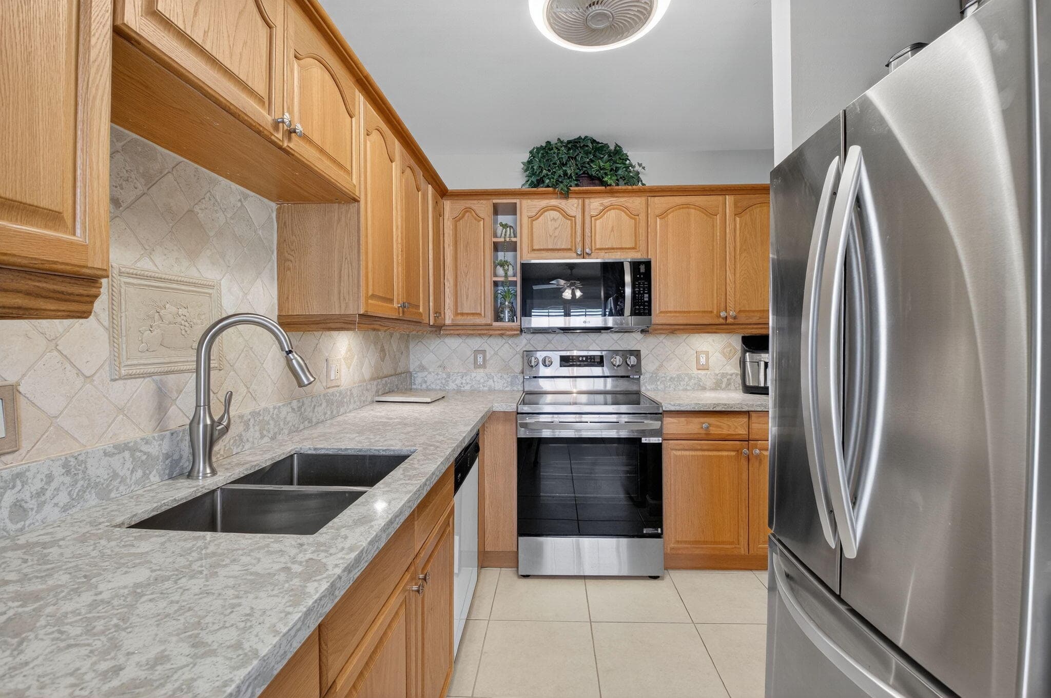 1141 Violet Terrace 202, Delray Beach, FL 33445 — photo 10 of 46