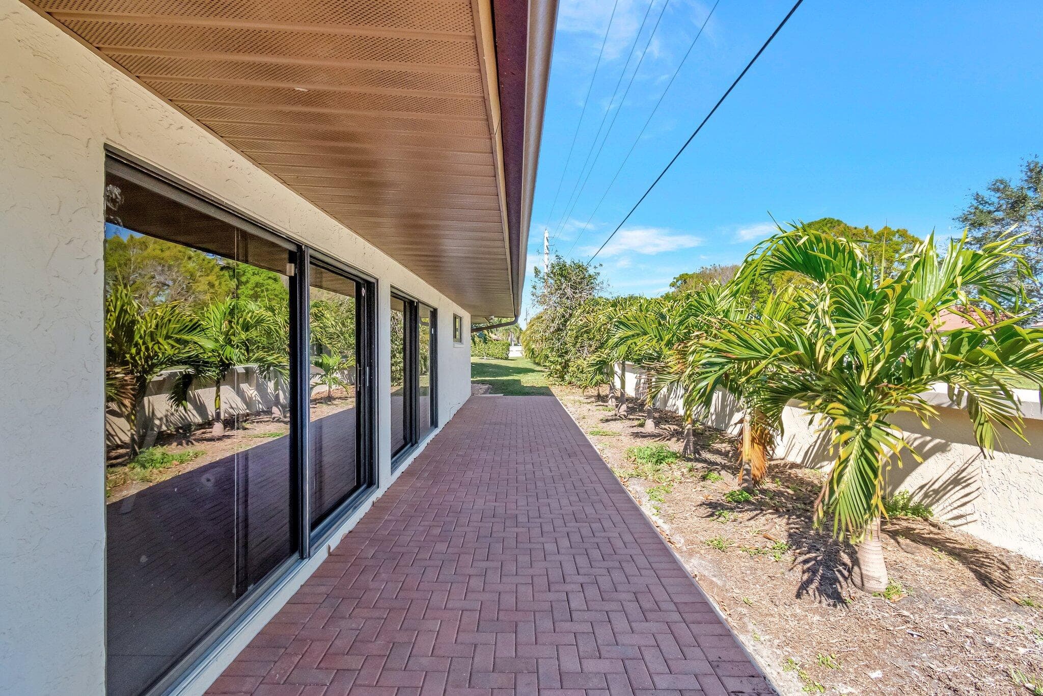 10298 Greentrail Drive N, Boynton Beach, FL 33436 — photo 29 of 51