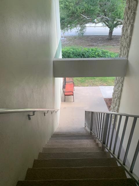 2302 Sunrise Boulevard 204, Fort Pierce, FL 34982 — photo 10 of 27