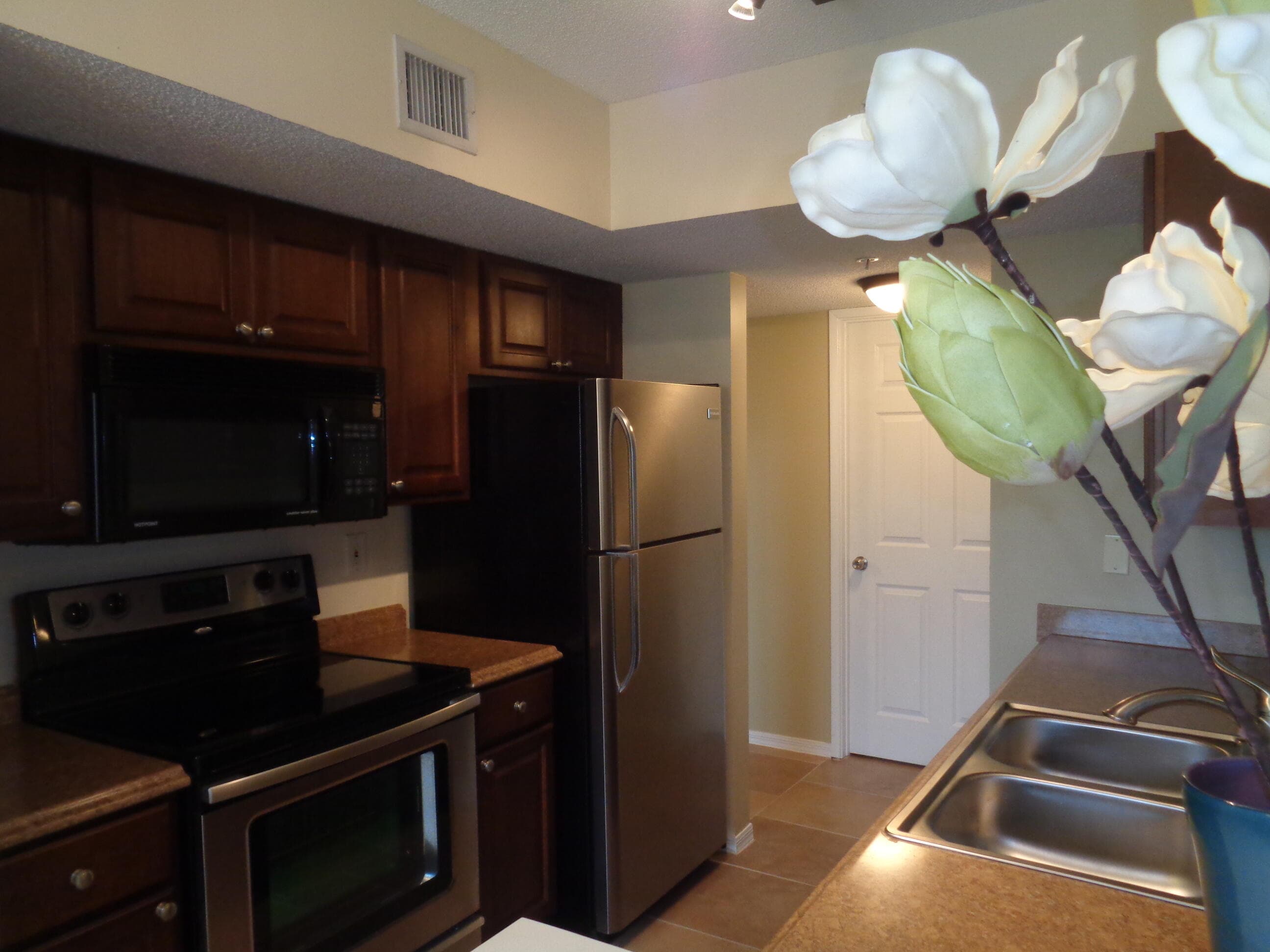 1650 N 42nd Circle 206, Vero Beach, FL 32967 — photo 27 of 54