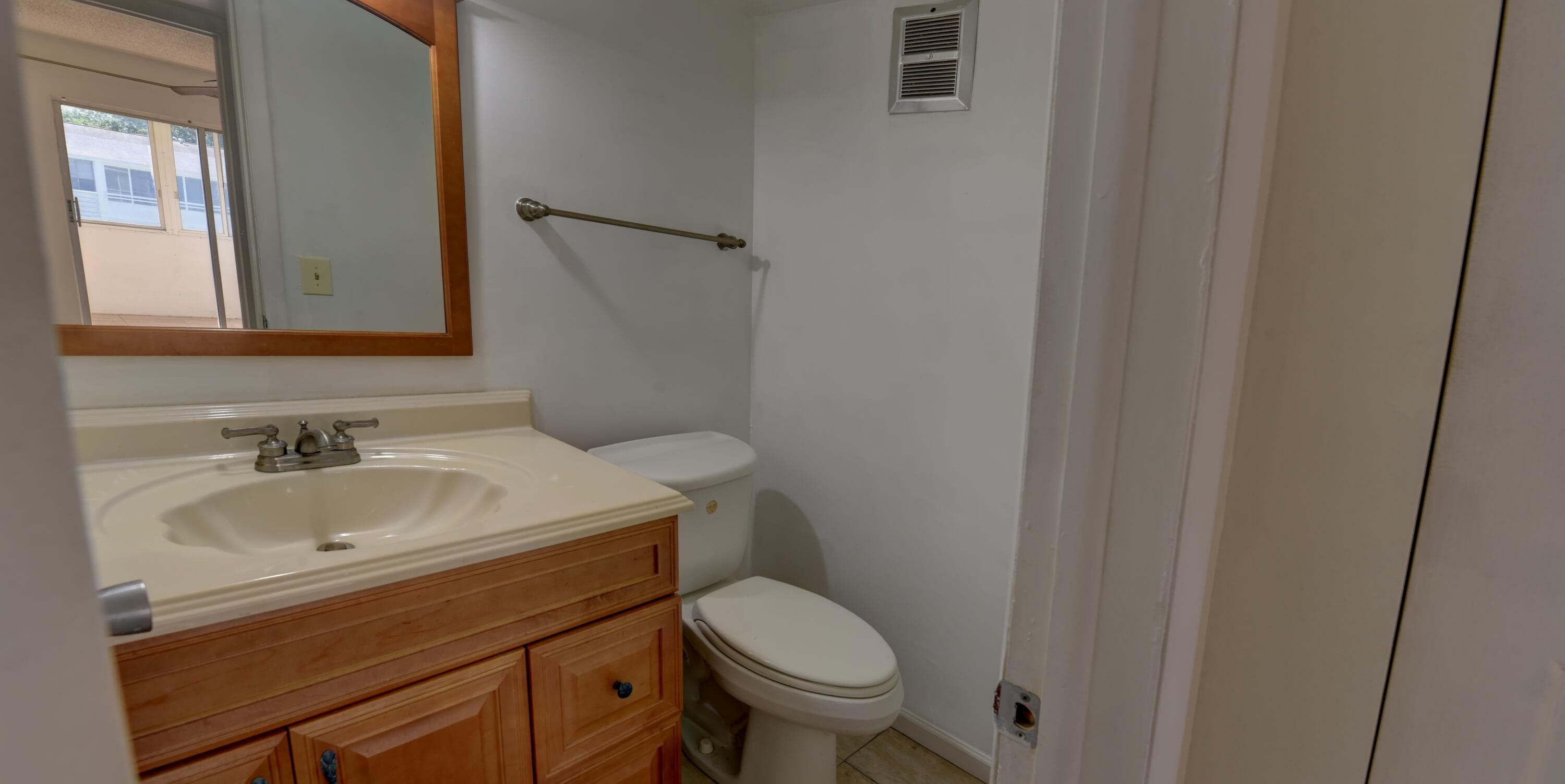 89 Canterbury D, West Palm Beach, FL 33417 — photo 10 of 34