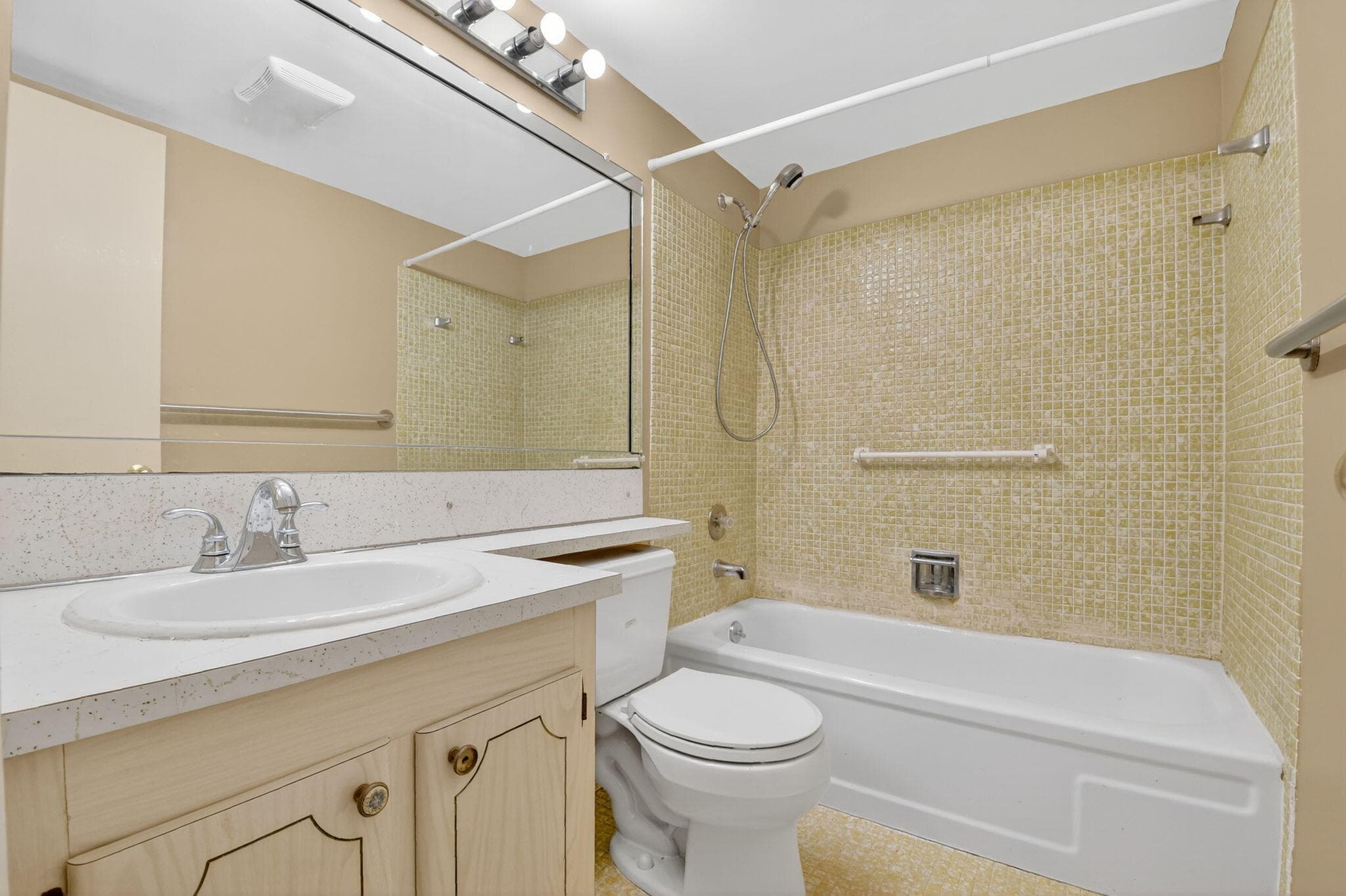 265 Windsor L, West Palm Beach, FL 33417 — photo 11 of 41