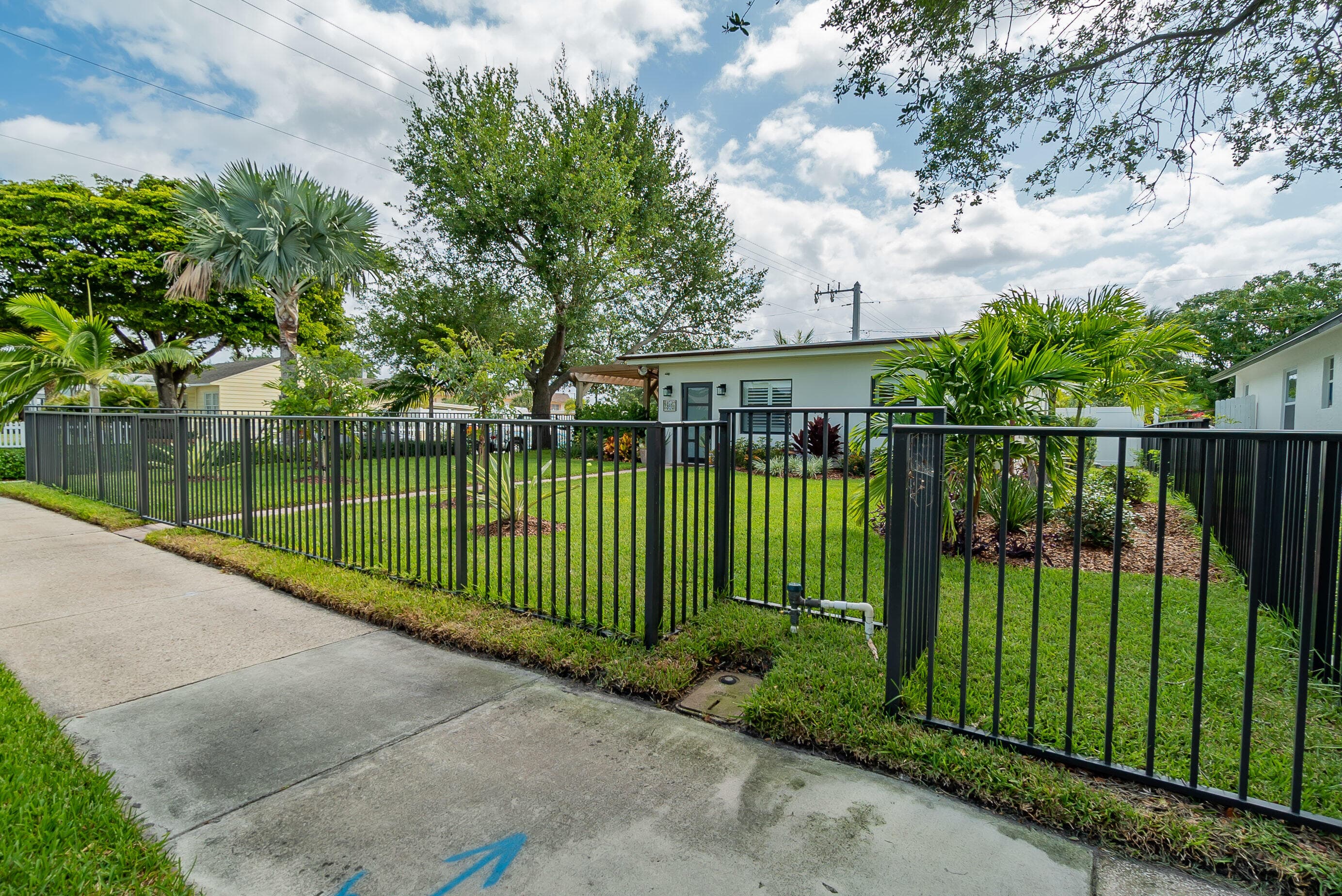 301 S Swinton Avenue, Delray Beach, FL 33444 — photo 3 of 29